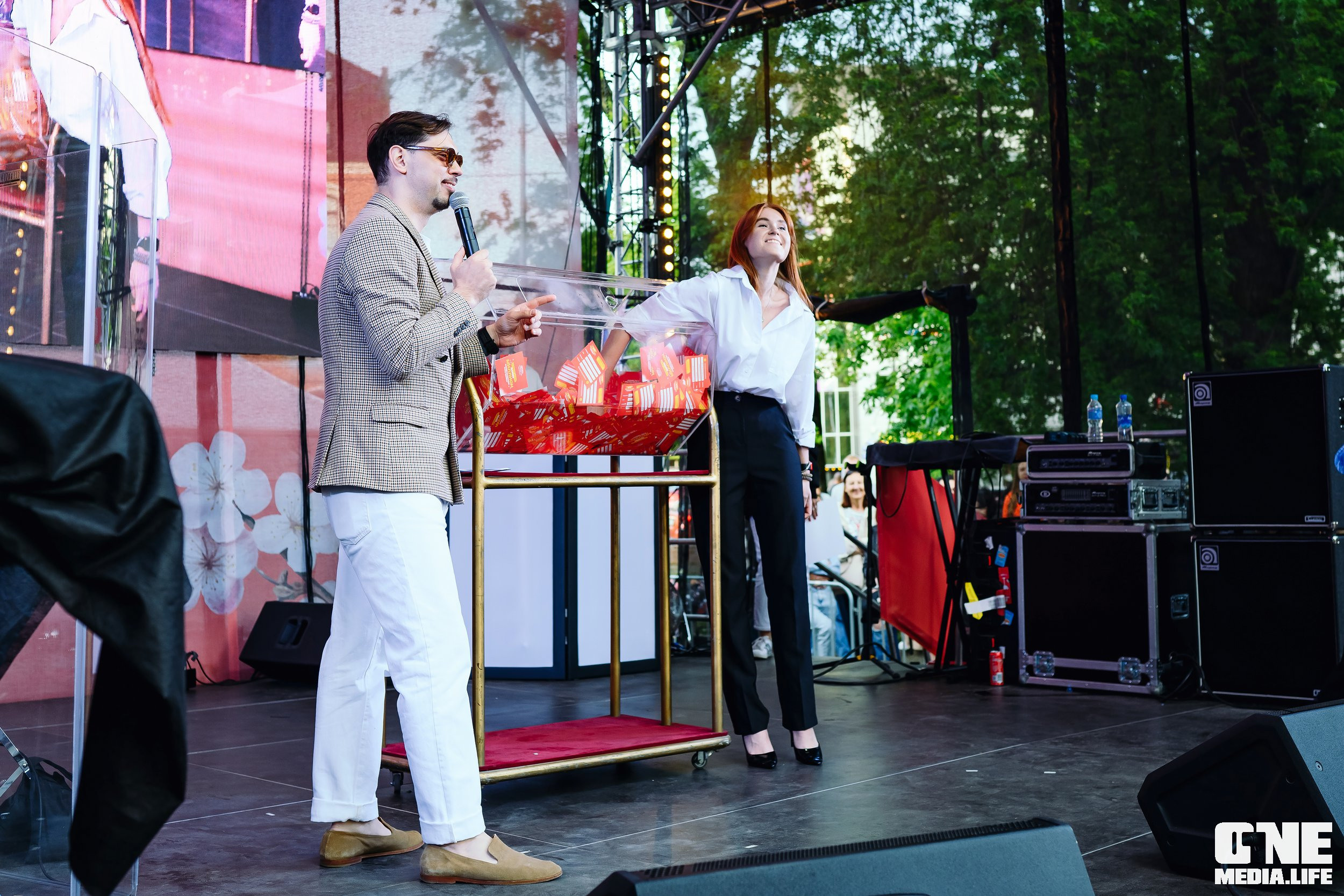 Фоторепортаж с 15-ти летия ТРЦ Европа. One Media Life: фоторепортажи, фотоотчеты с мероприятий и заведений