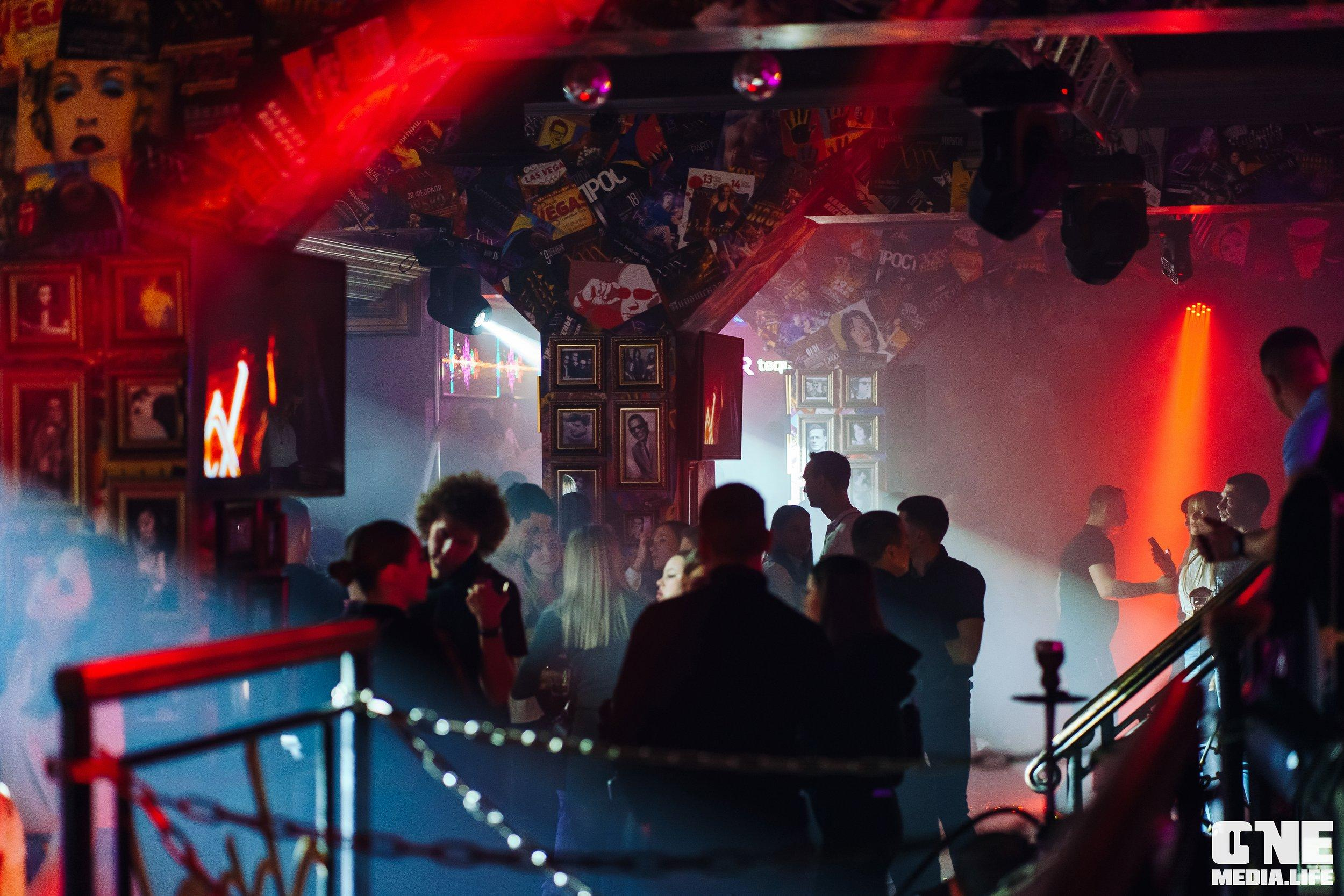Фоторепортаж из караоке-клуба Эйфория. One Media Life: фоторепортажи, фотоотчеты с мероприятий и заведений