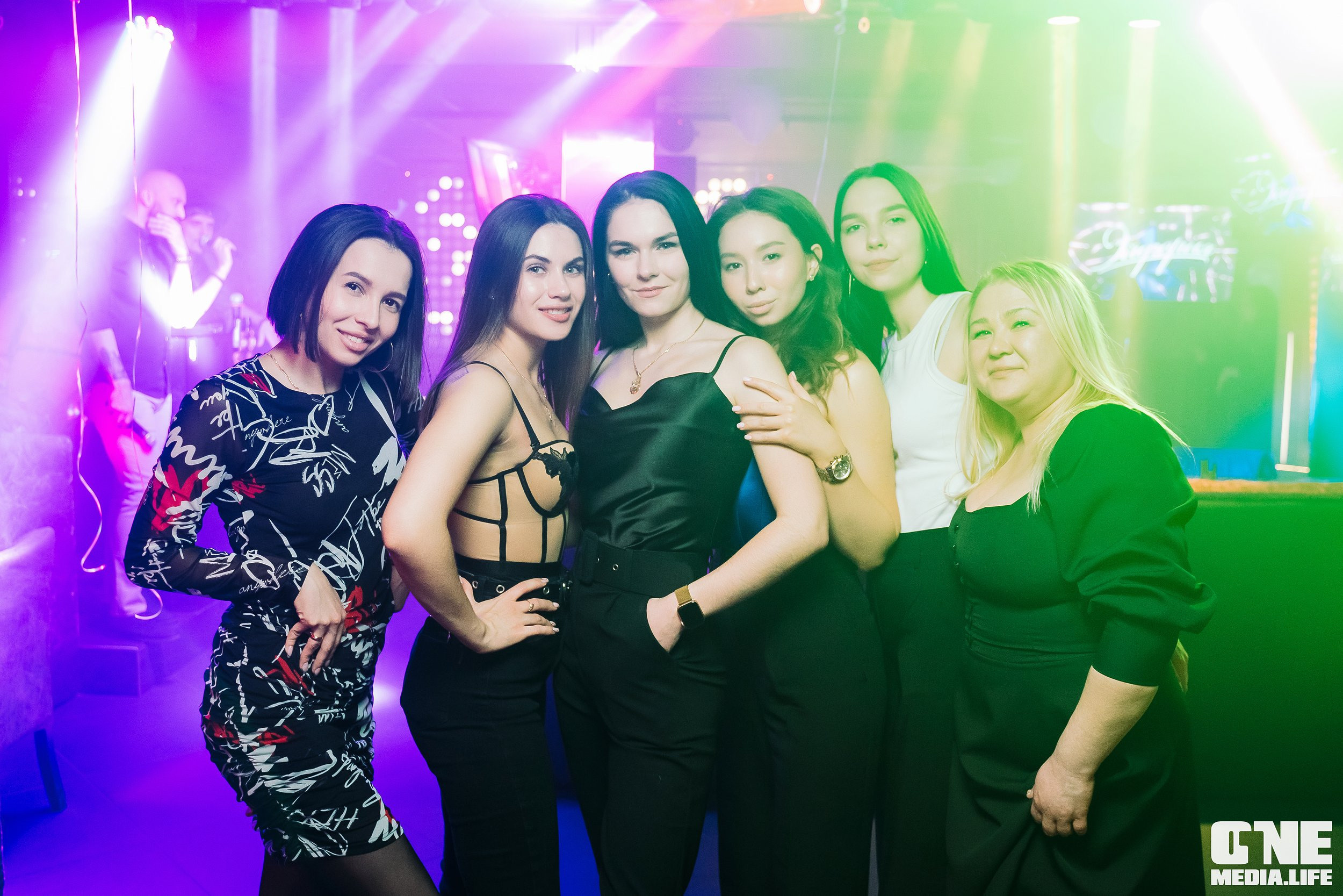 Фоторепортаж из караоке-клуба Эйфория. One Media Life: фоторепортажи, фотоотчеты с мероприятий и заведений