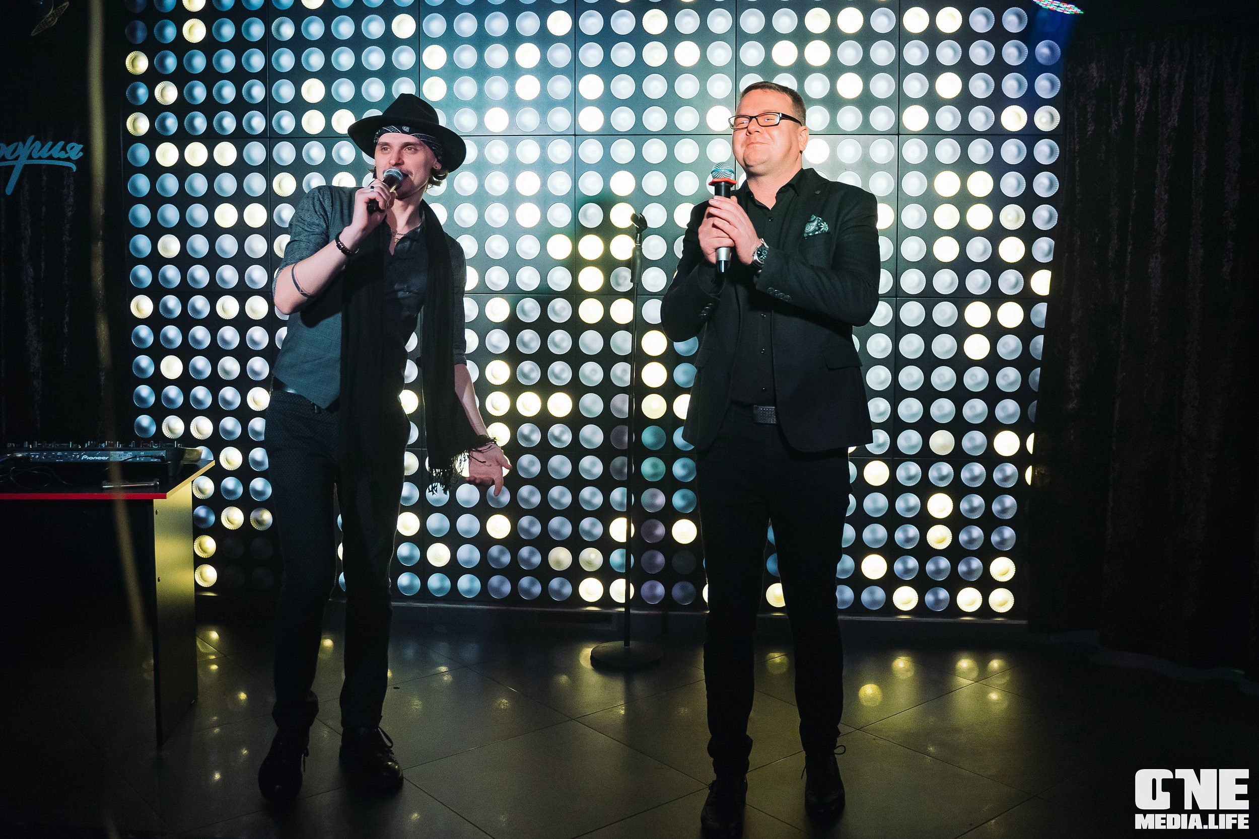 Фоторепортаж из караоке-клуба Эйфория. One Media Life: фоторепортажи, фотоотчеты с мероприятий и заведений