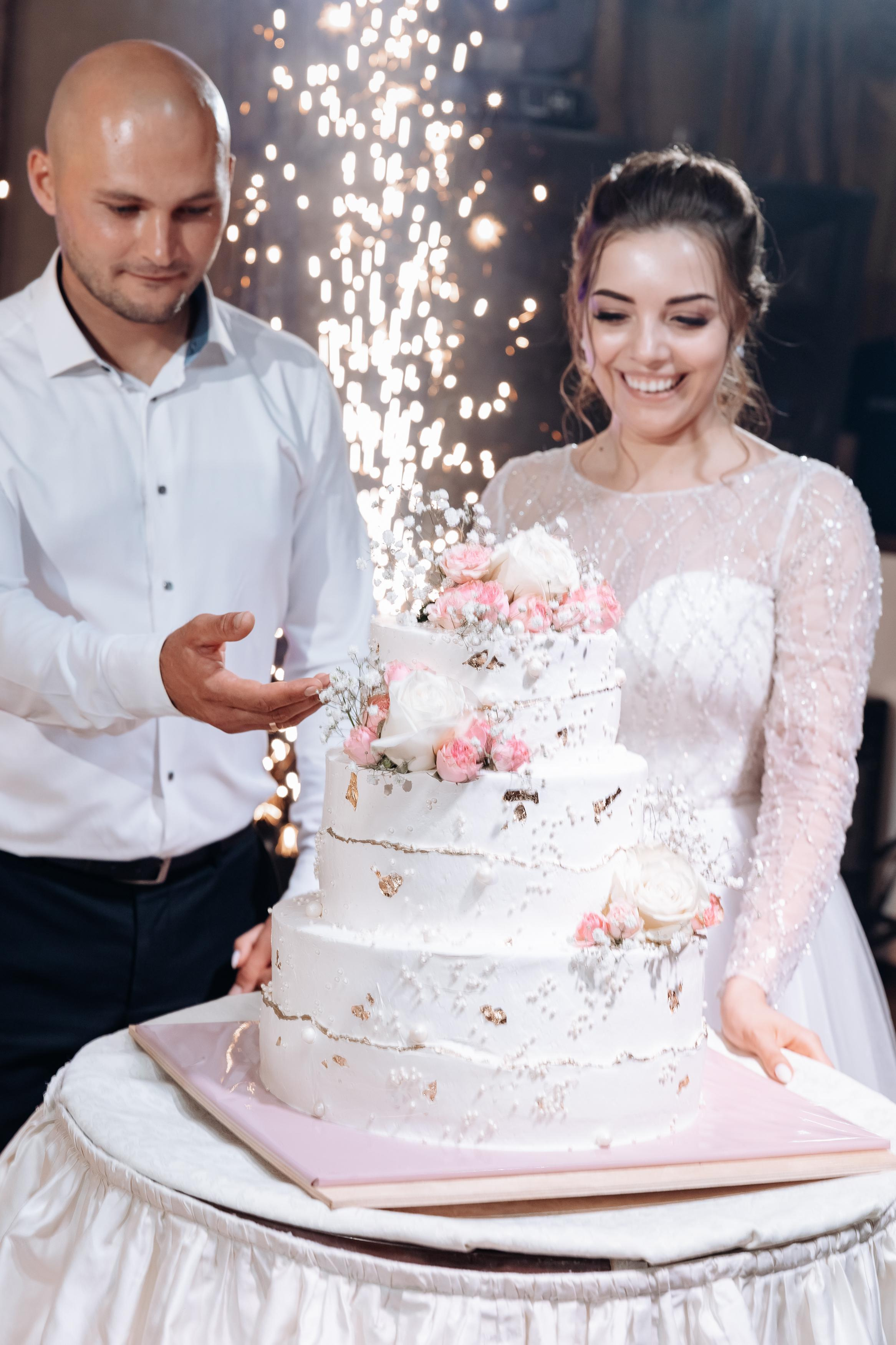 Свадебная фотосессия в басейне. Свадебный фотограф Луганск Андрей Кийко Краснодар