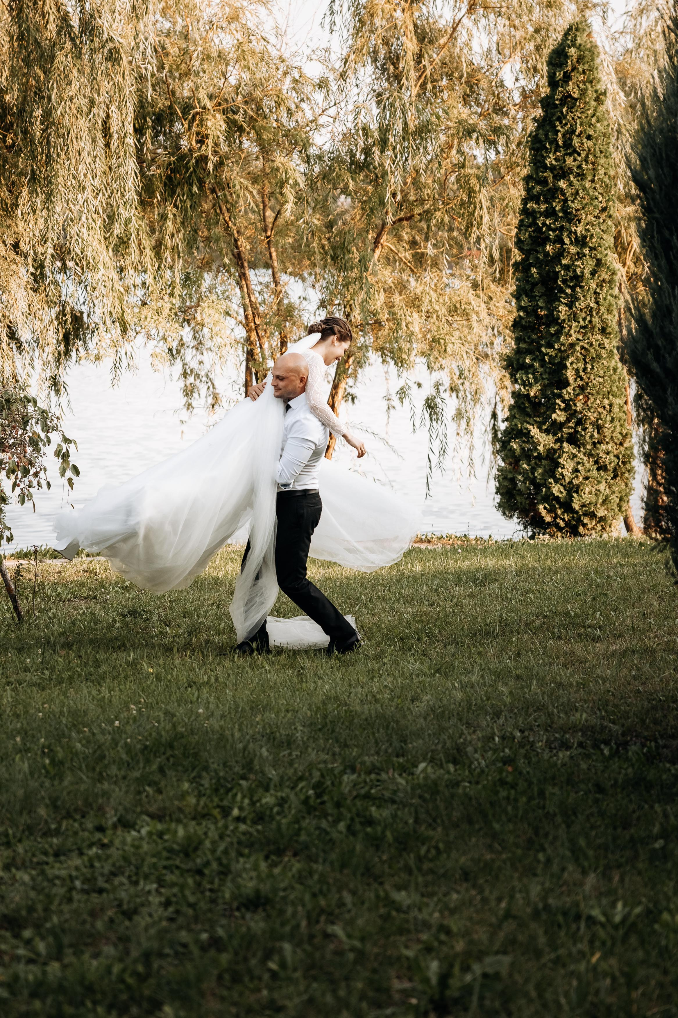 Свадебная фотосессия в басейне. Свадебный фотограф Луганск Андрей Кийко Краснодар