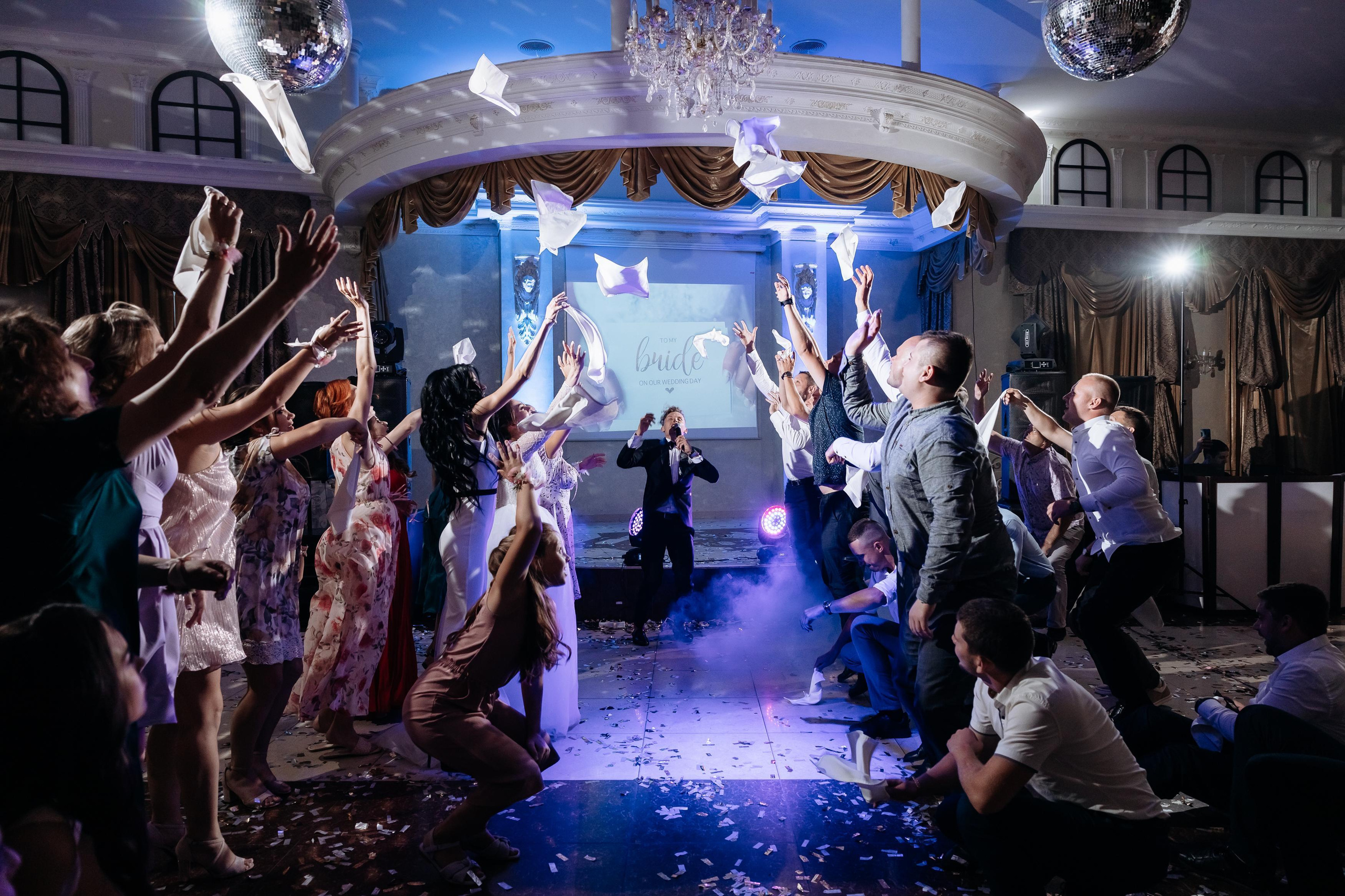 Свадебная фотосессия в басейне. Свадебный фотограф Луганск Андрей Кийко Краснодар