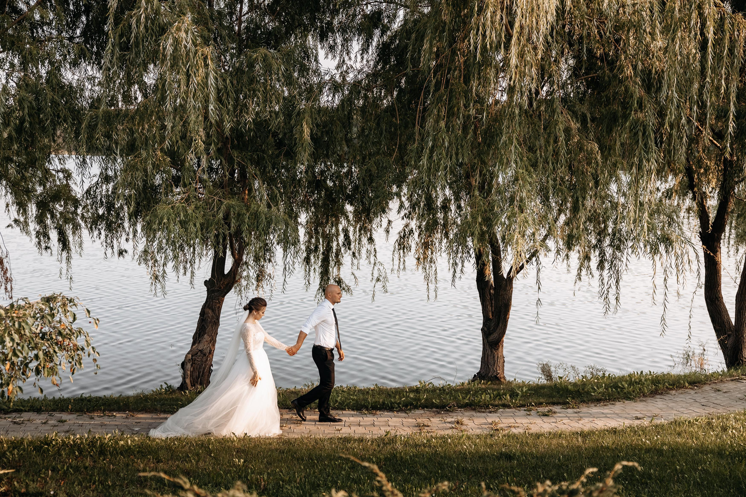 Свадебная фотосессия в басейне. Свадебный фотограф Луганск Андрей Кийко Краснодар
