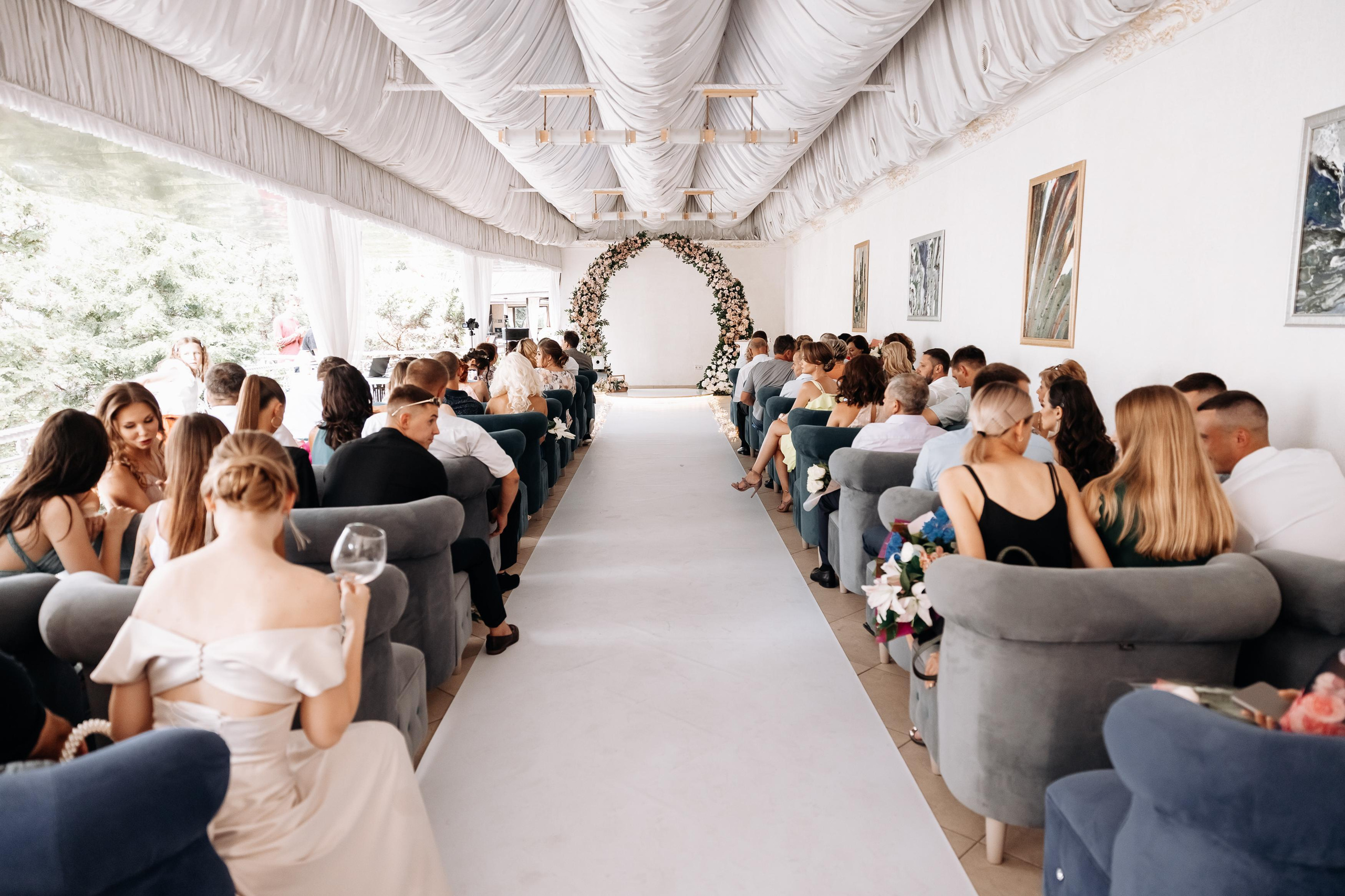 Свадебная фотосессия в басейне. Свадебный фотограф Луганск Андрей Кийко Краснодар