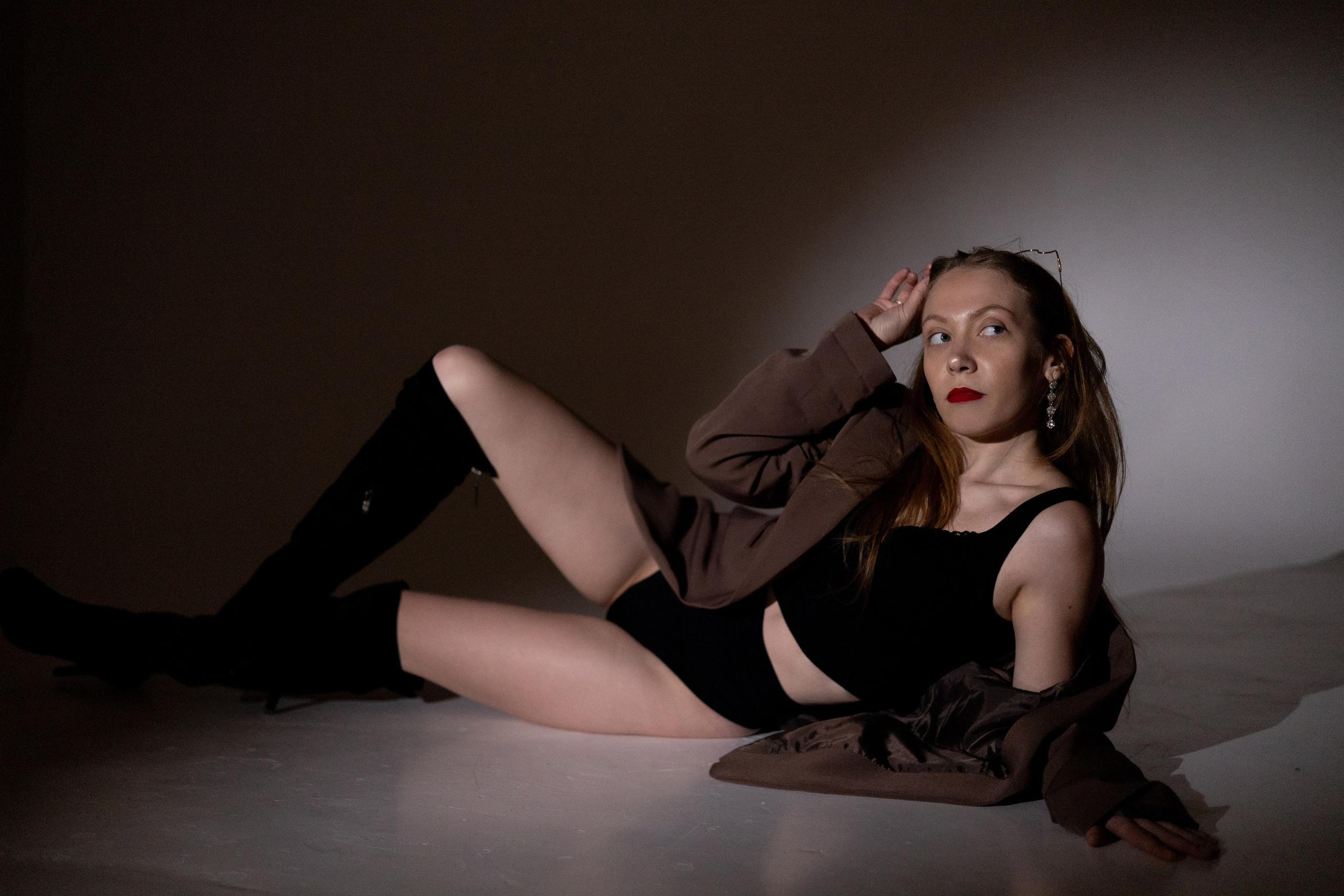 ЖЕНСКИЕ ПОРТРЕТЫ СТУДИЯ 2026. Фотограф Красноярск съемки лавстори, фотосессия в студии, портретная съемка, творческие фотосессии