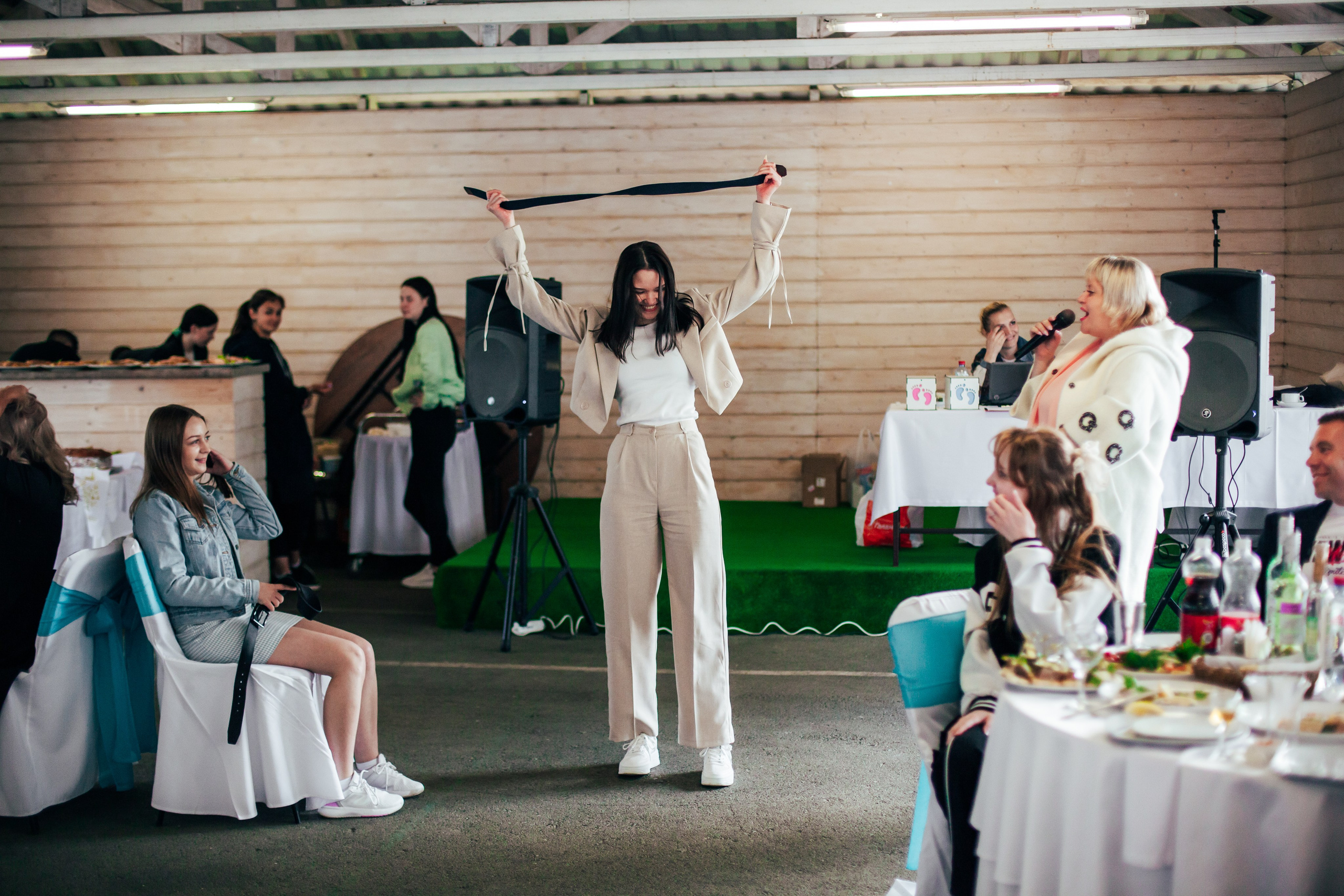 Солнечный. Свадебный фотограф в Екатеринбурге Полевской Соликамск