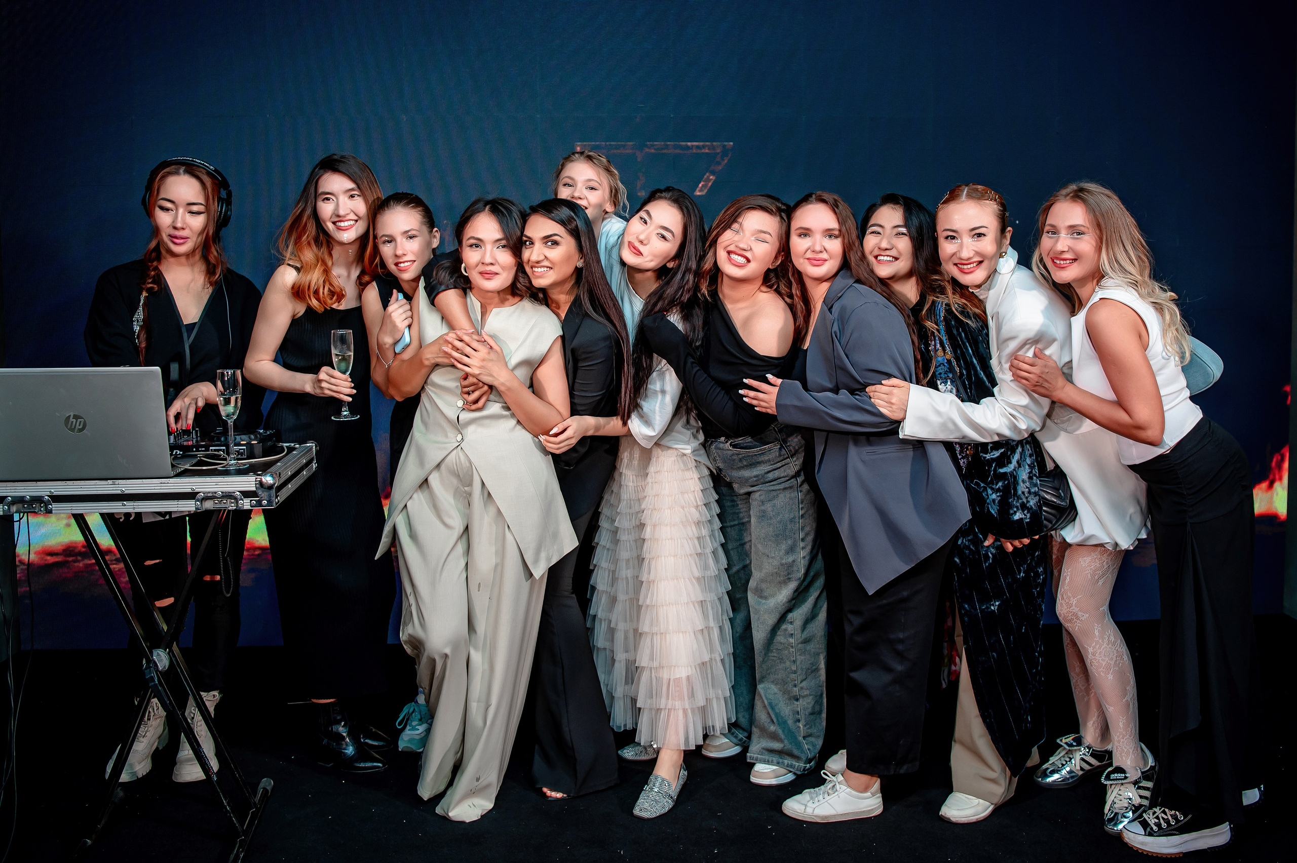 Brand Events. Елена Северина фотограф, Алматы: репортаж (спорт, концерты, конференции), предметная и фуд-съёмка, портреты, каталоги, фэшн, ретушь