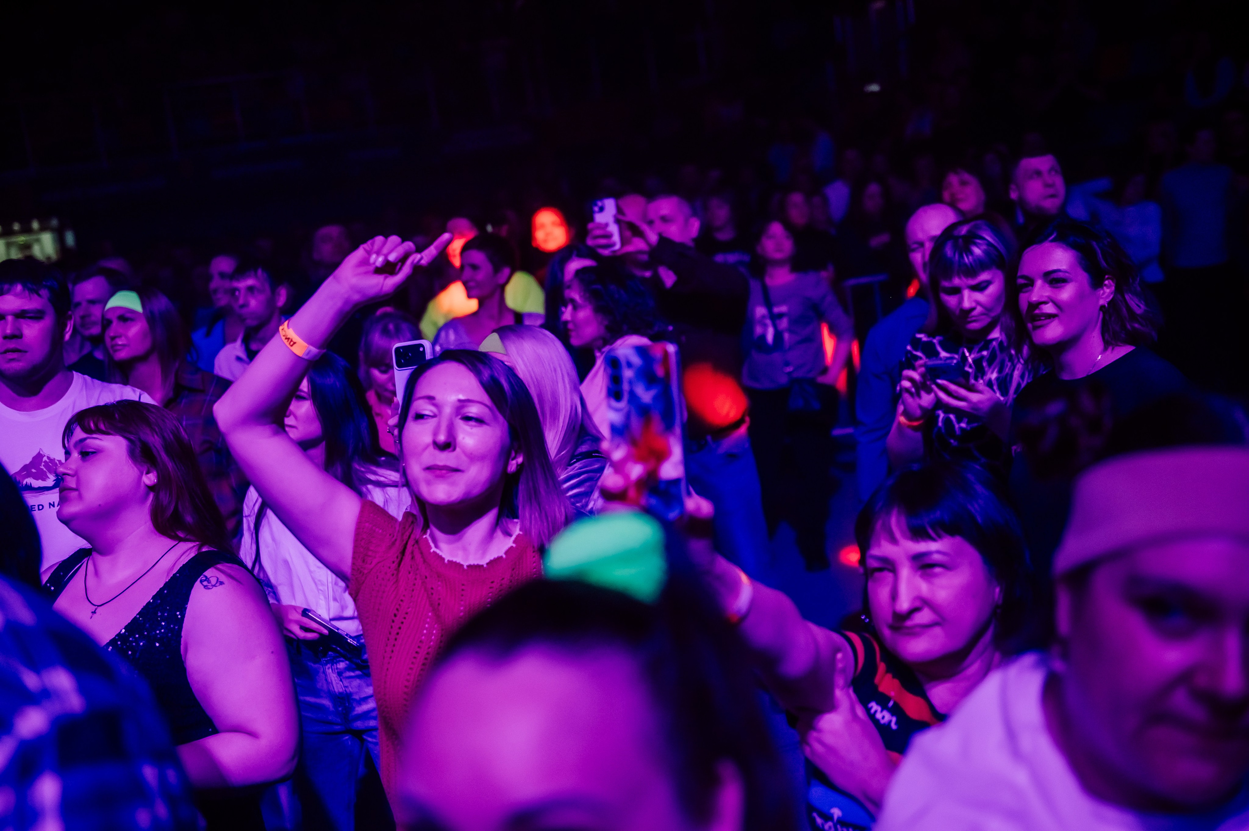 Дискач 90-х в Кемерово, СРК Арена. Детский фотограф, семейный фотограф и репортажи в Кемерово