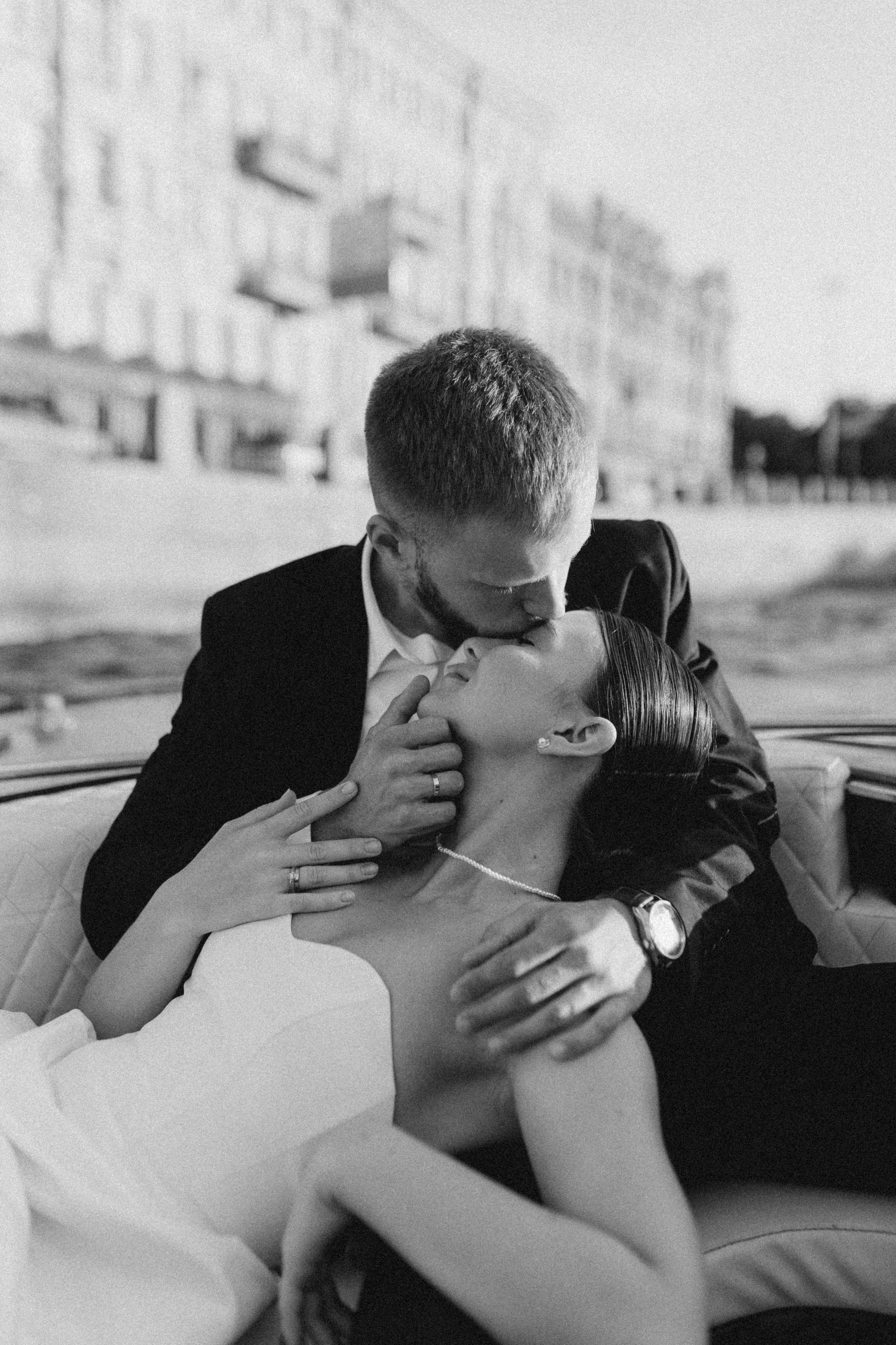 Костя и Лиза|прогулка + катер. Свадебный и love story фотограф в Санкт-Петербурге