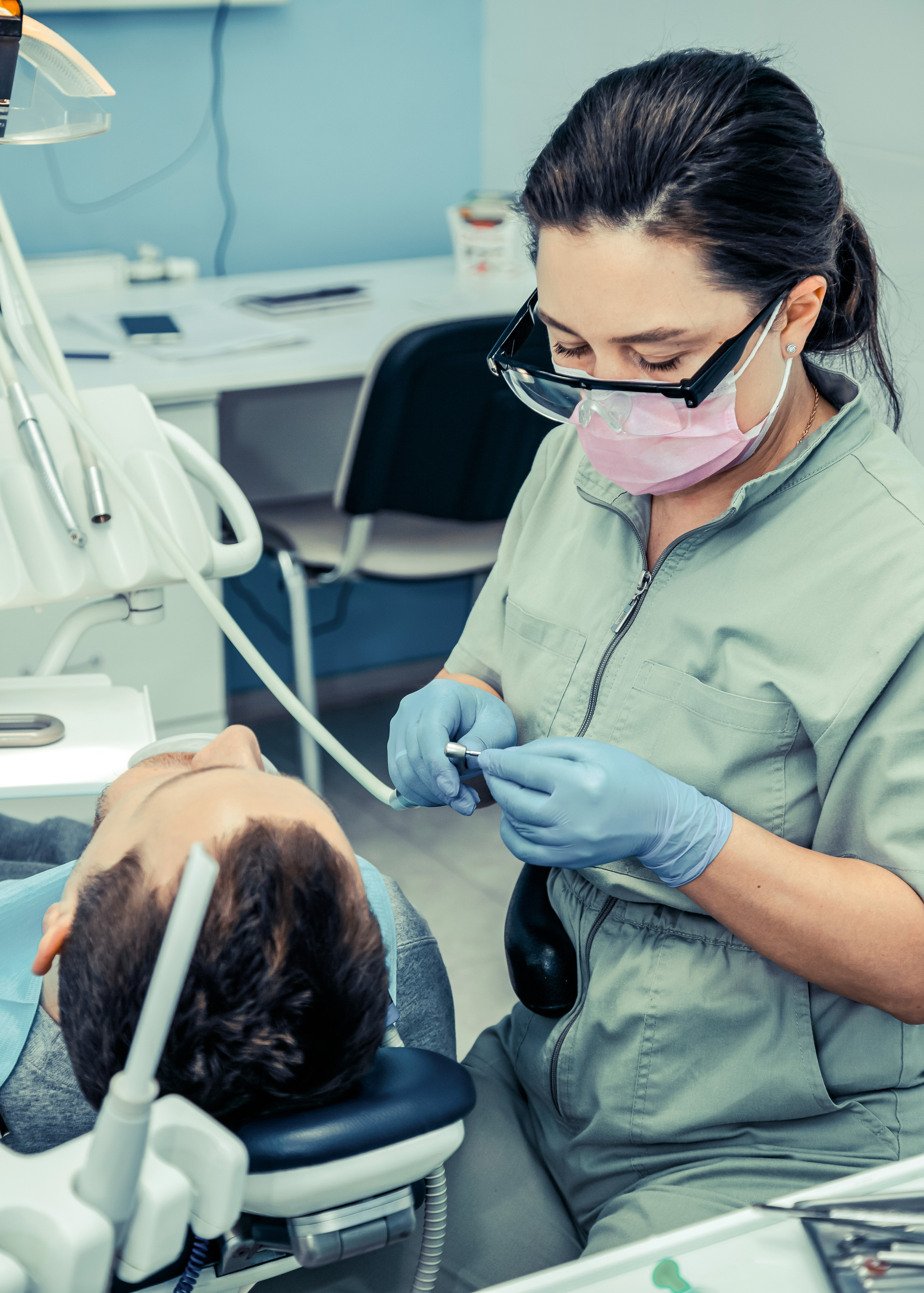 Стоматолог — Ортодонт