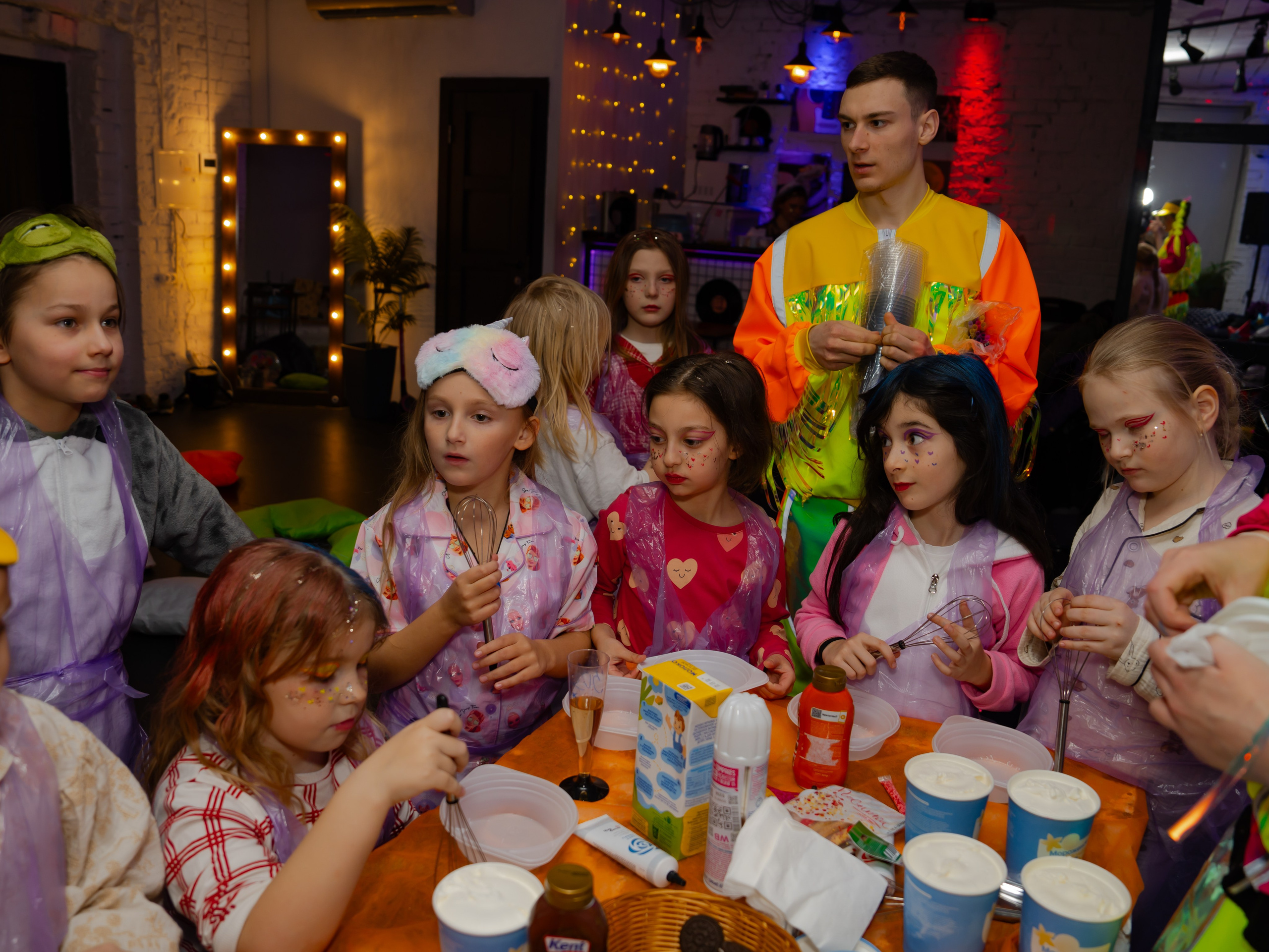 Битва подушками. Крамер Юлиана детский и семейный фотограф