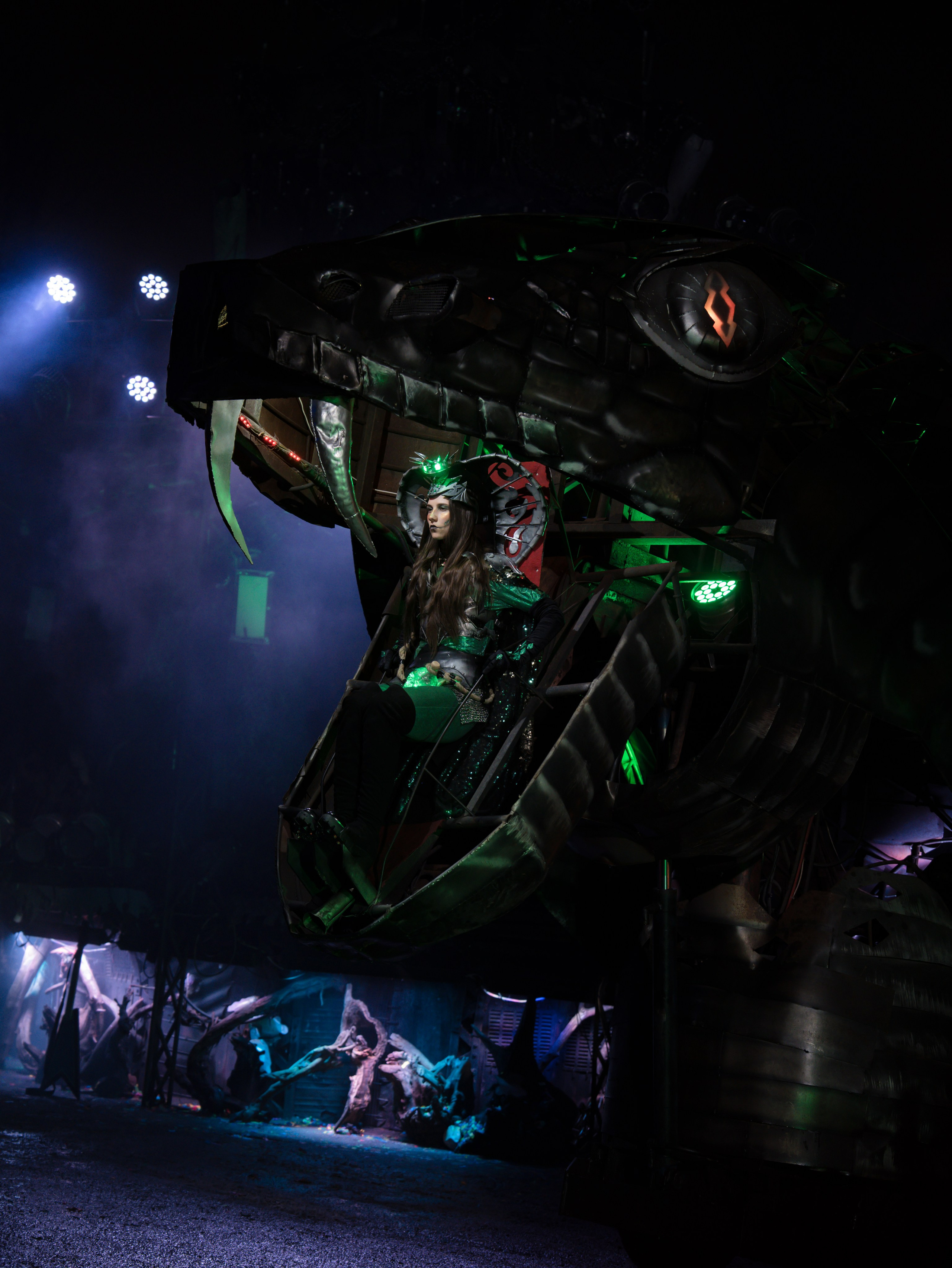 Новогодняя сказка в Байк Центре «Ночные Волки». Крамер Юлиана детский и семейный фотограф