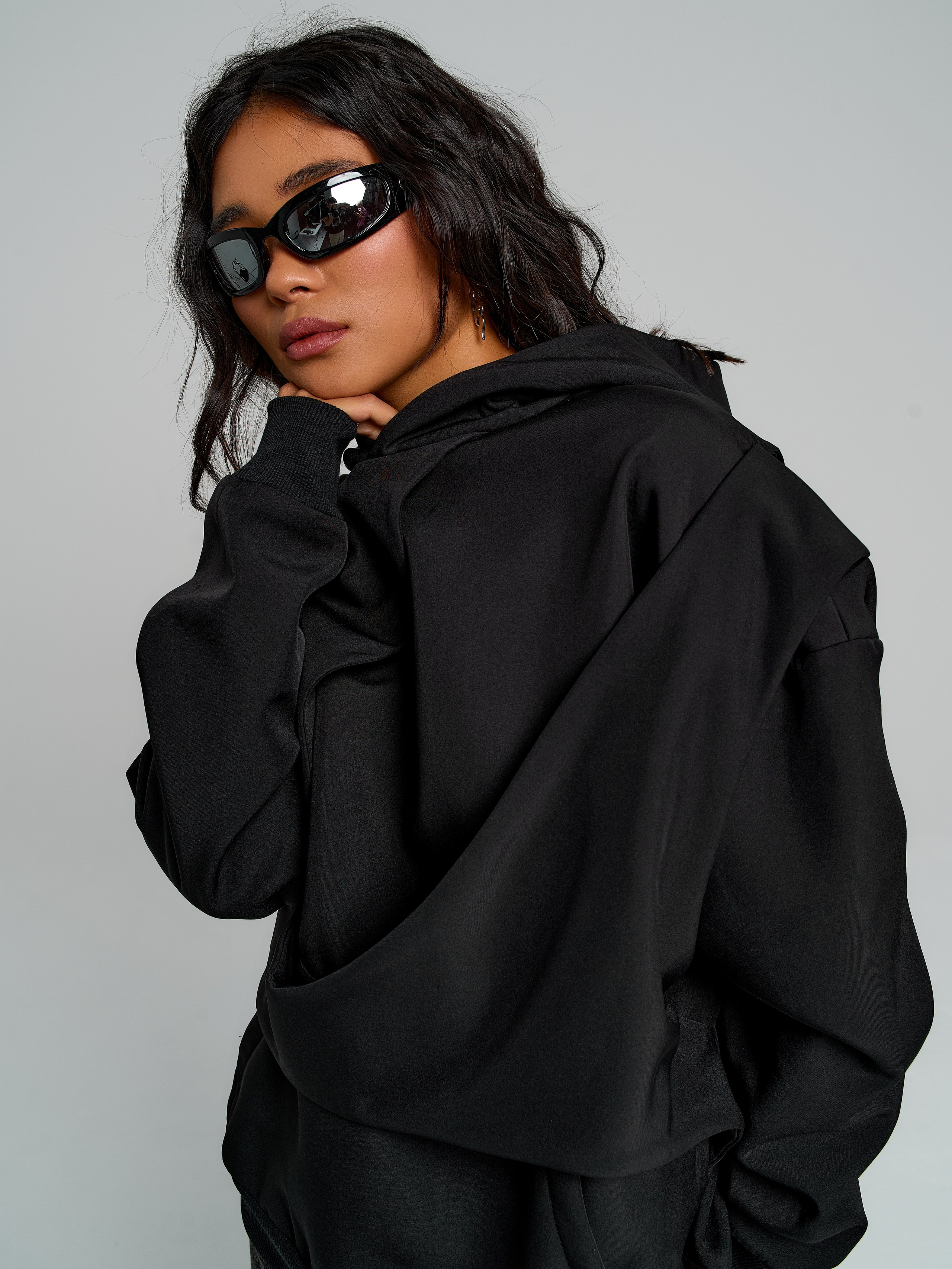 Худи. Фотограф для маркетплейсов в Москве