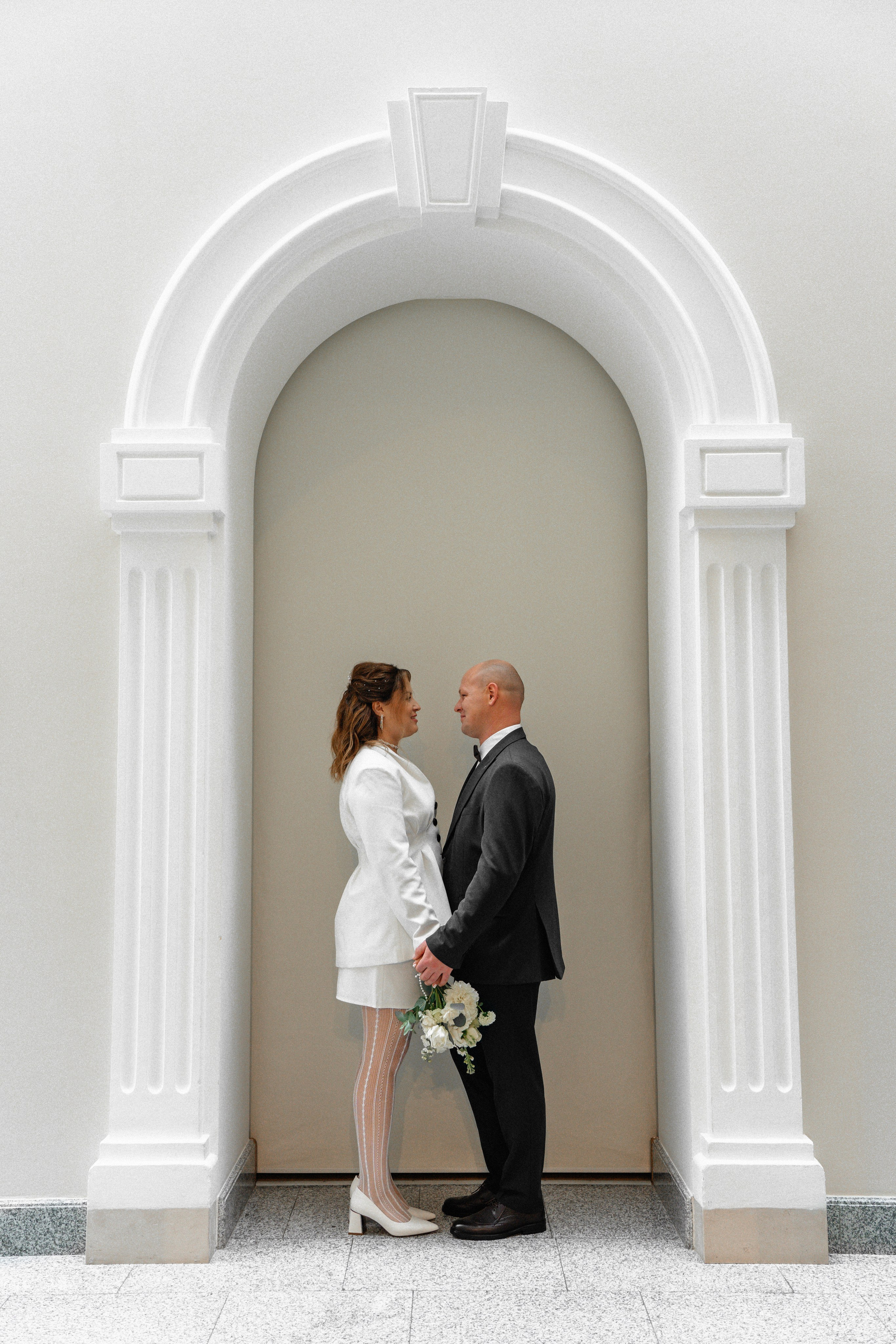 Свадебная фотосессия в музее. Ваш семейный фотограф в Минске — Вика Трегубова