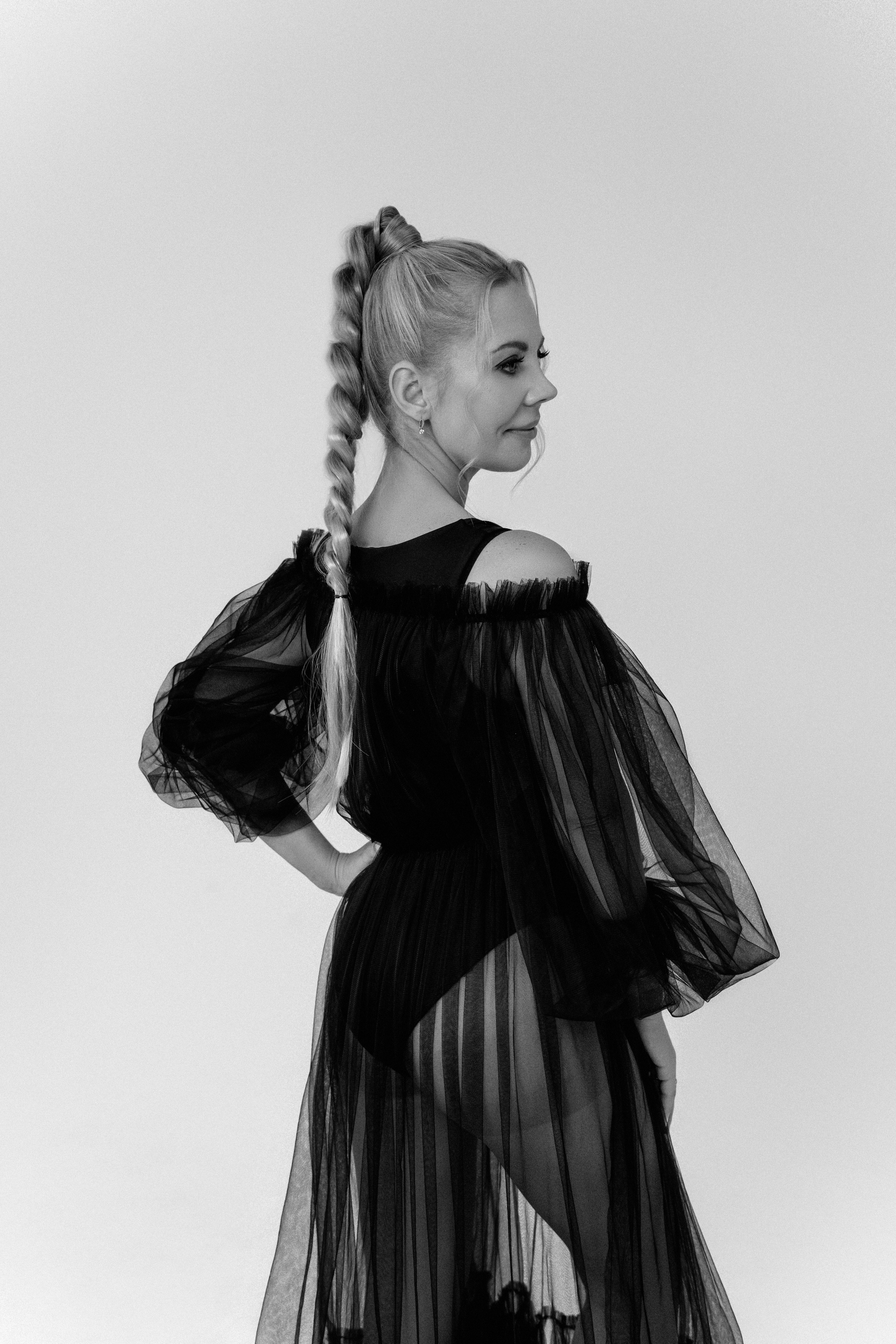 Магия семейных кадров в уютной студии. Ваш семейный фотограф в Минске — Вика Трегубова