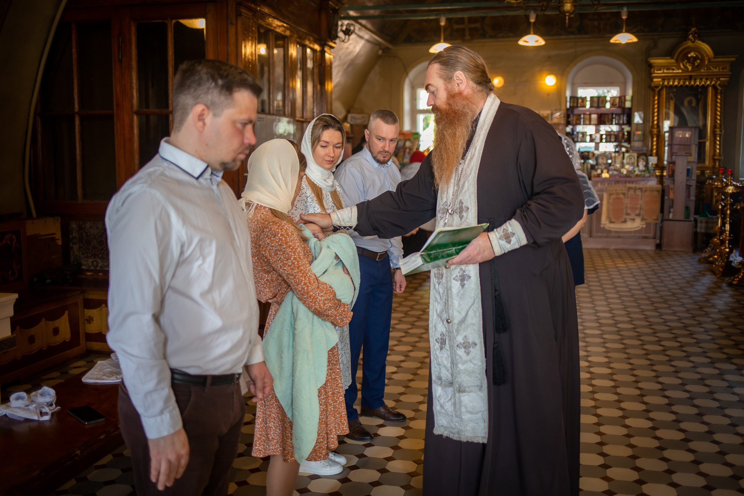 Моск. обл. храм в Образцово. Семейный и женский фотограф в Москве Евгения Малина