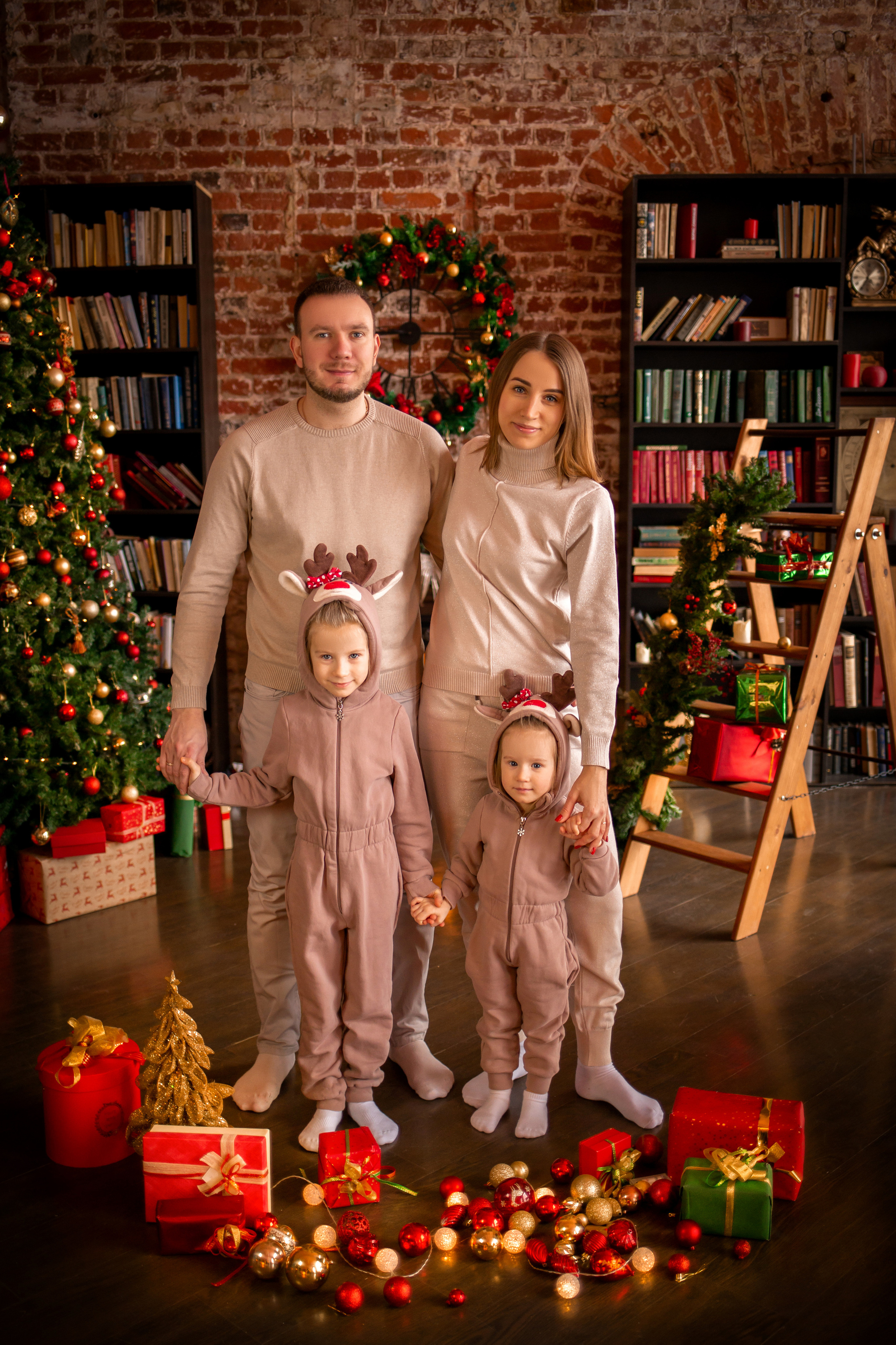Новогодняя семейная фотосессия. Семейный и женский фотограф в Москве Евгения Малина