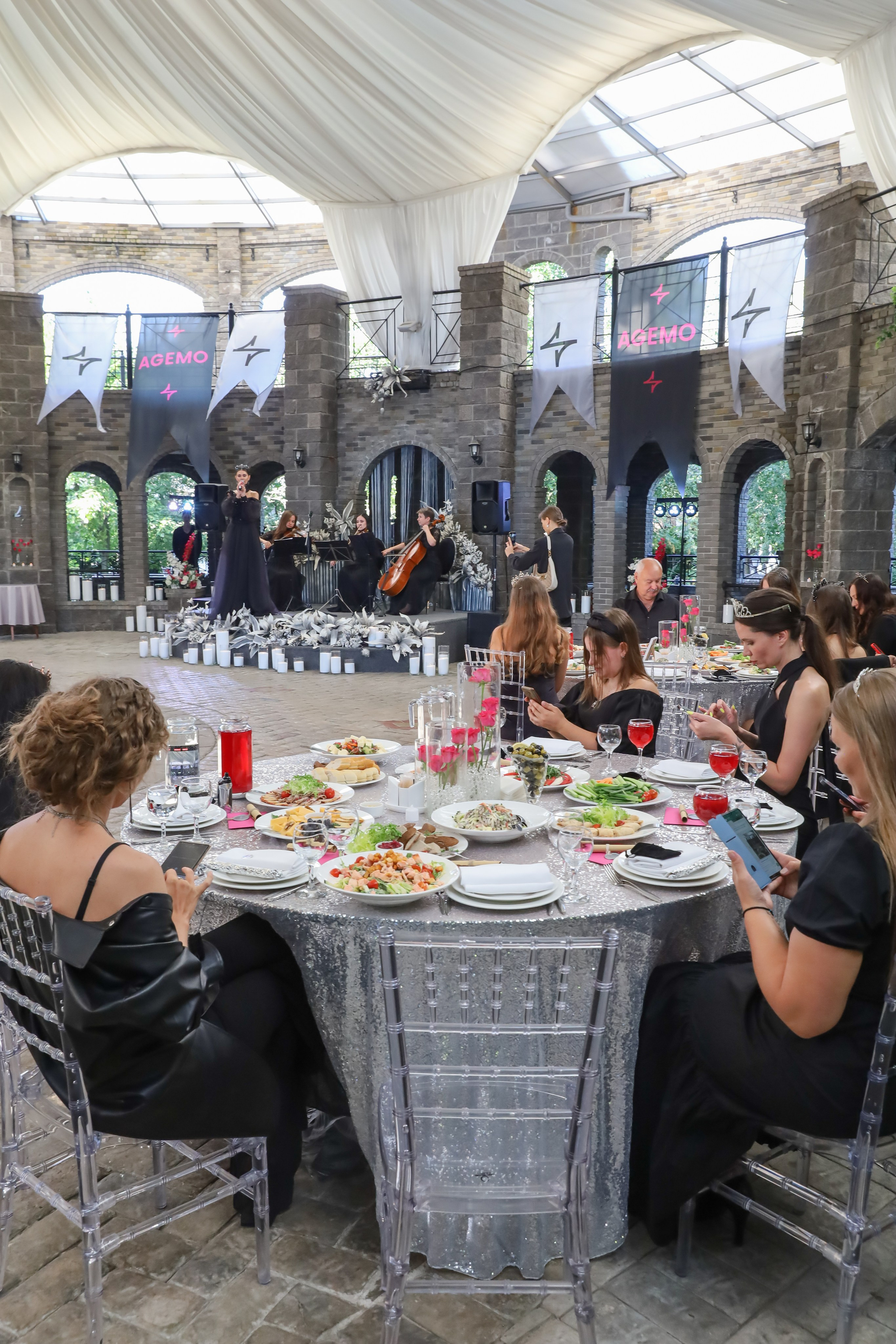 ВЕЧЕРИНКА АКАДЕМИИ AGEMO. Фотограф мероприятий Ирина Каширина