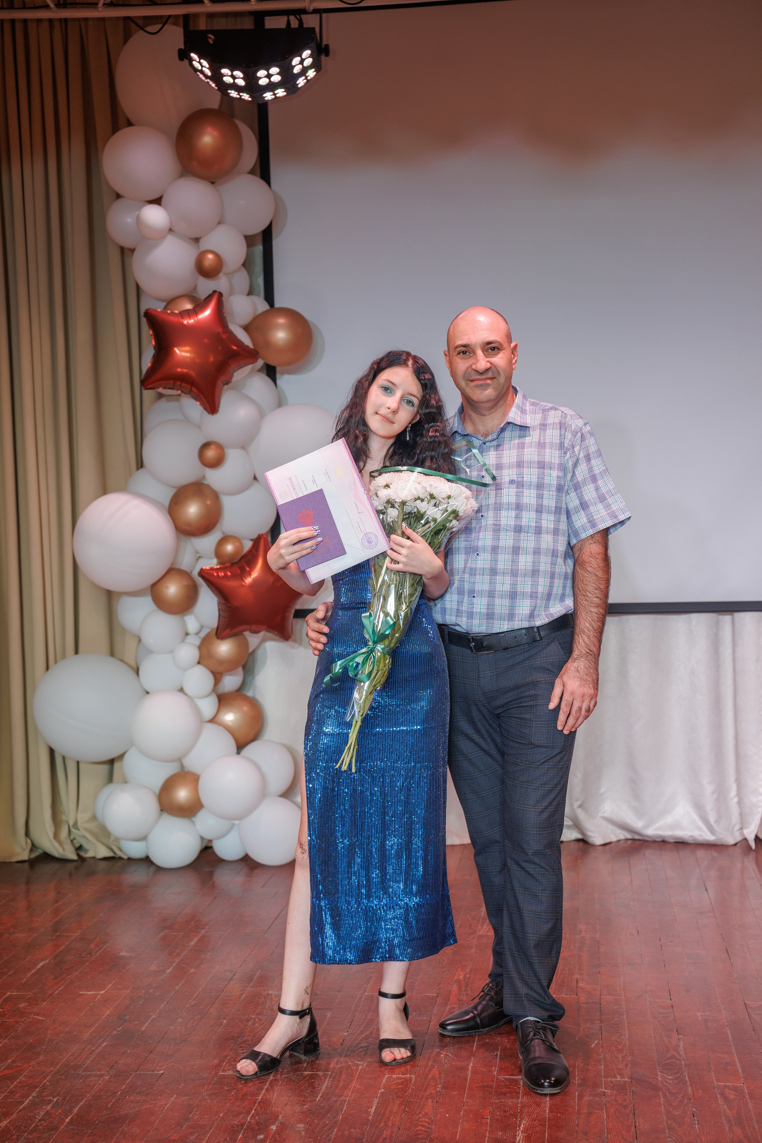 Вручение аттестатов. Свадебный и семейный фотограф в Новосибирске Ирина Дорошкова