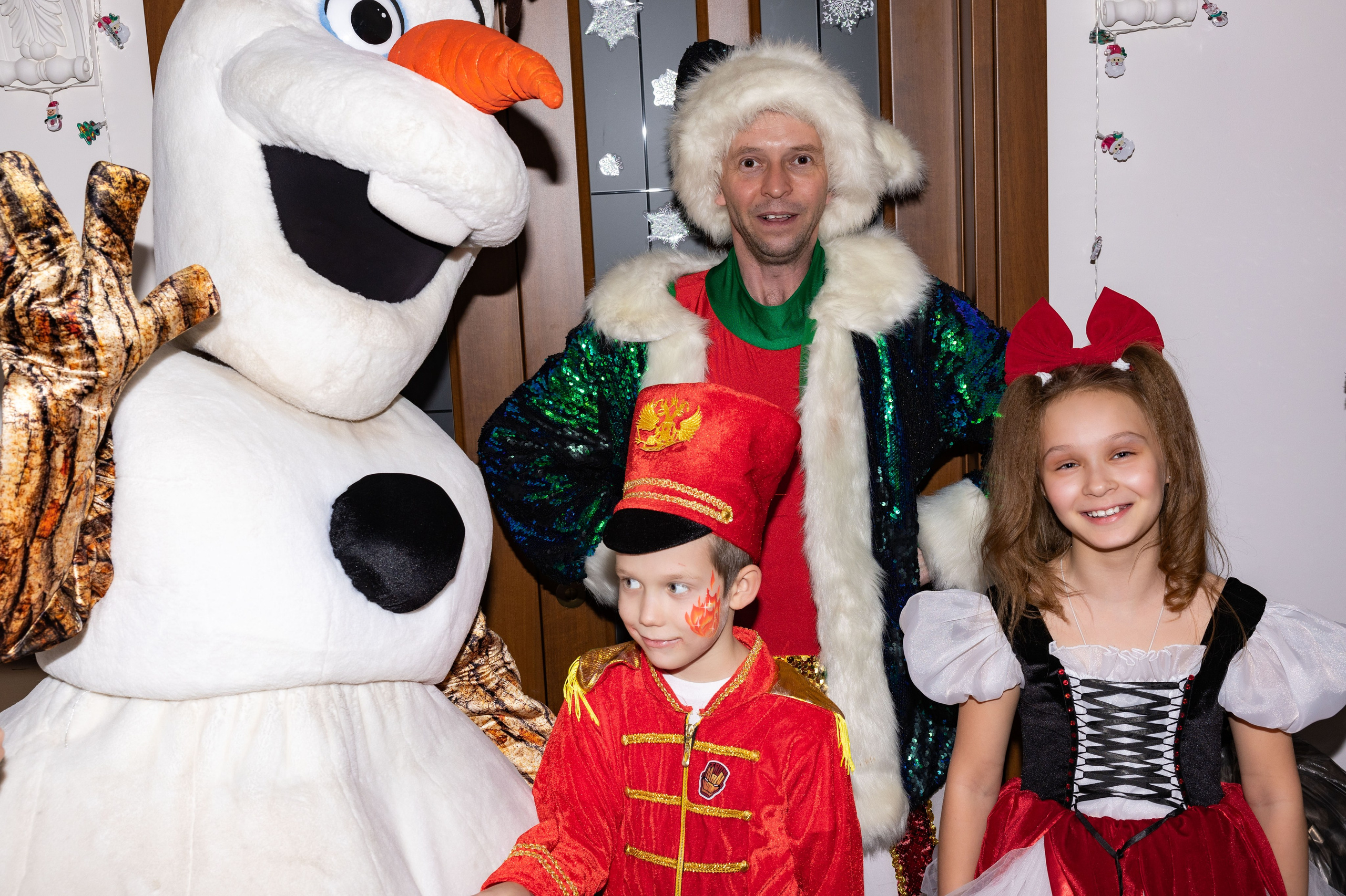 Новый год в школе английского языка. Фотограф/видеограф в Санкт-Петербурге Динара Гольдина