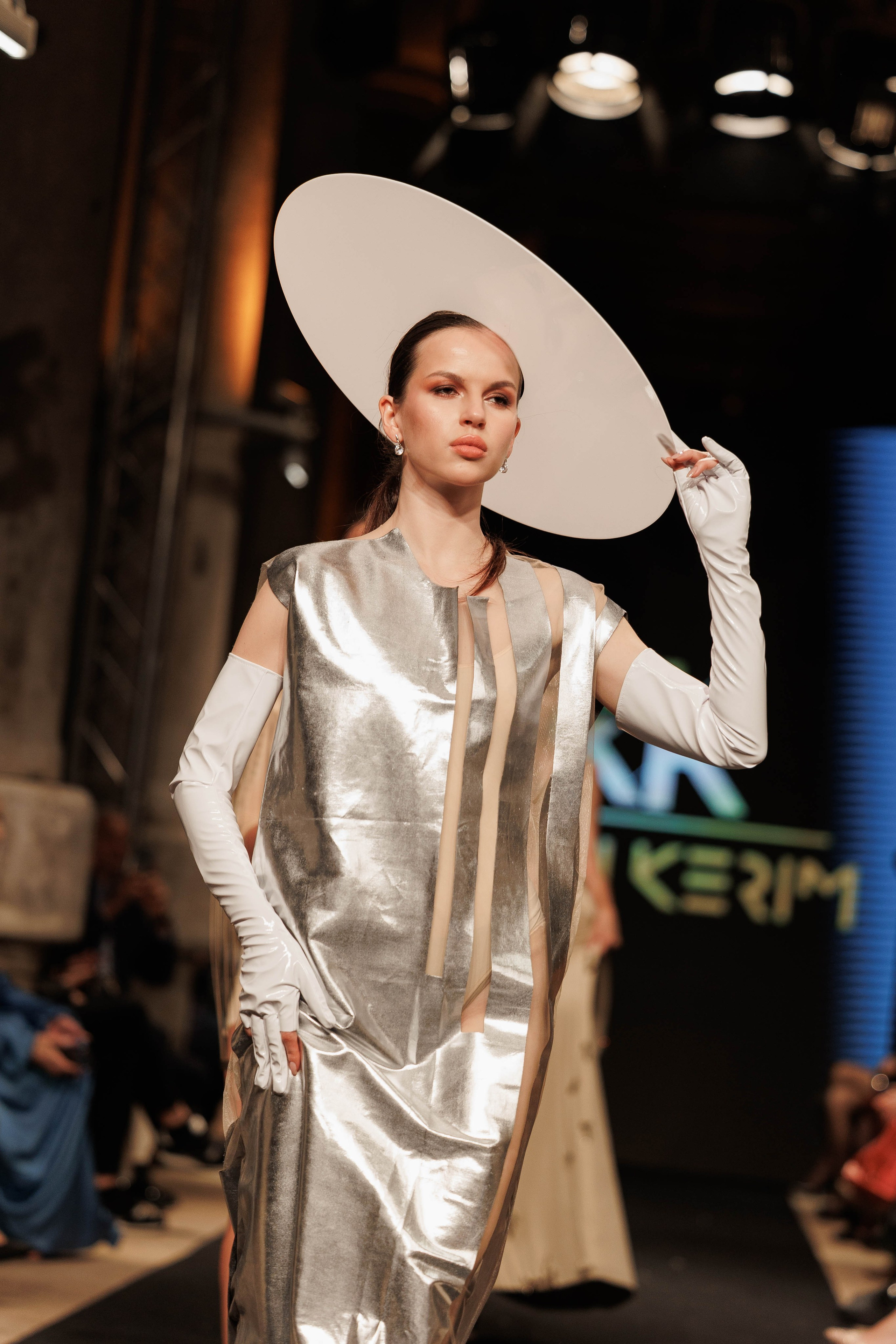 IFB-показ. About