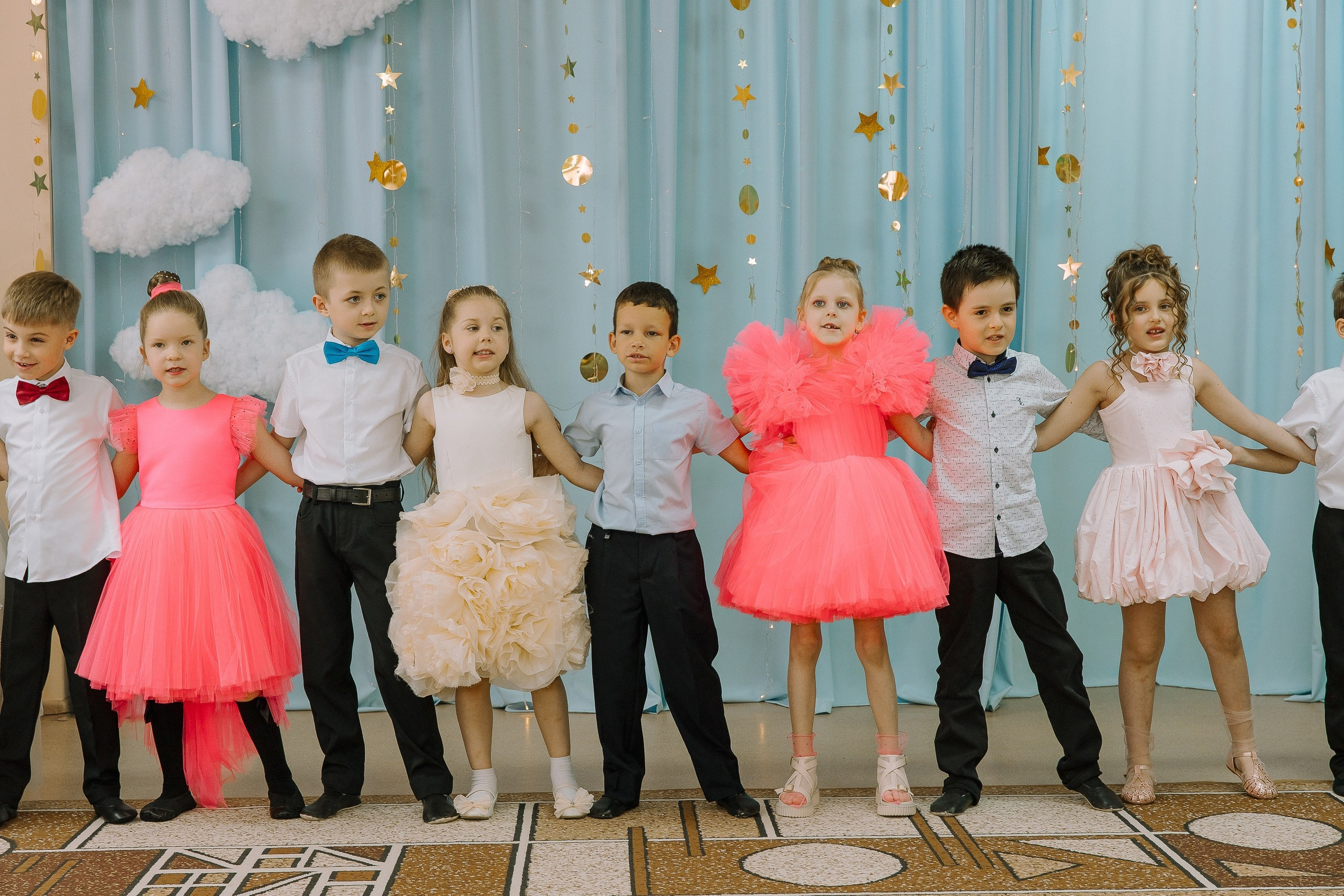 Выпускной в ДС -29. Выпускные альбомы Натальи Бутко: Новороссийск, Анапа, Геленджик