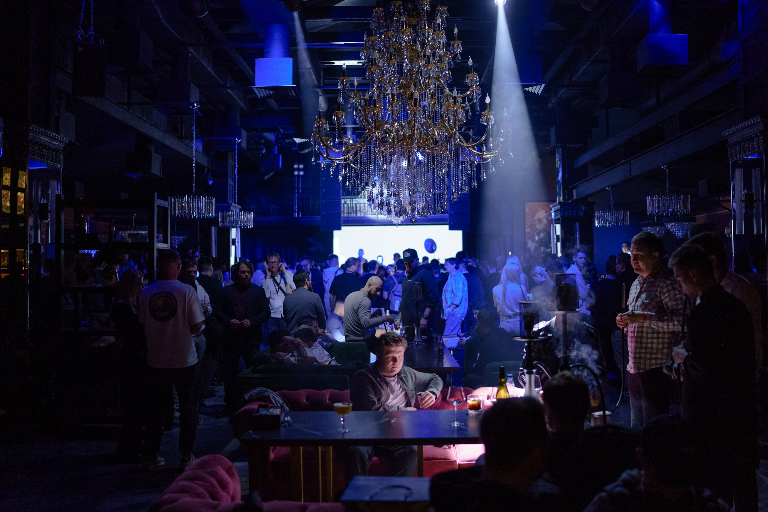 Crypto Summit 2024 After Party в SMOKE DOG. Репортажный фотограф Москва Сергей Дружинин