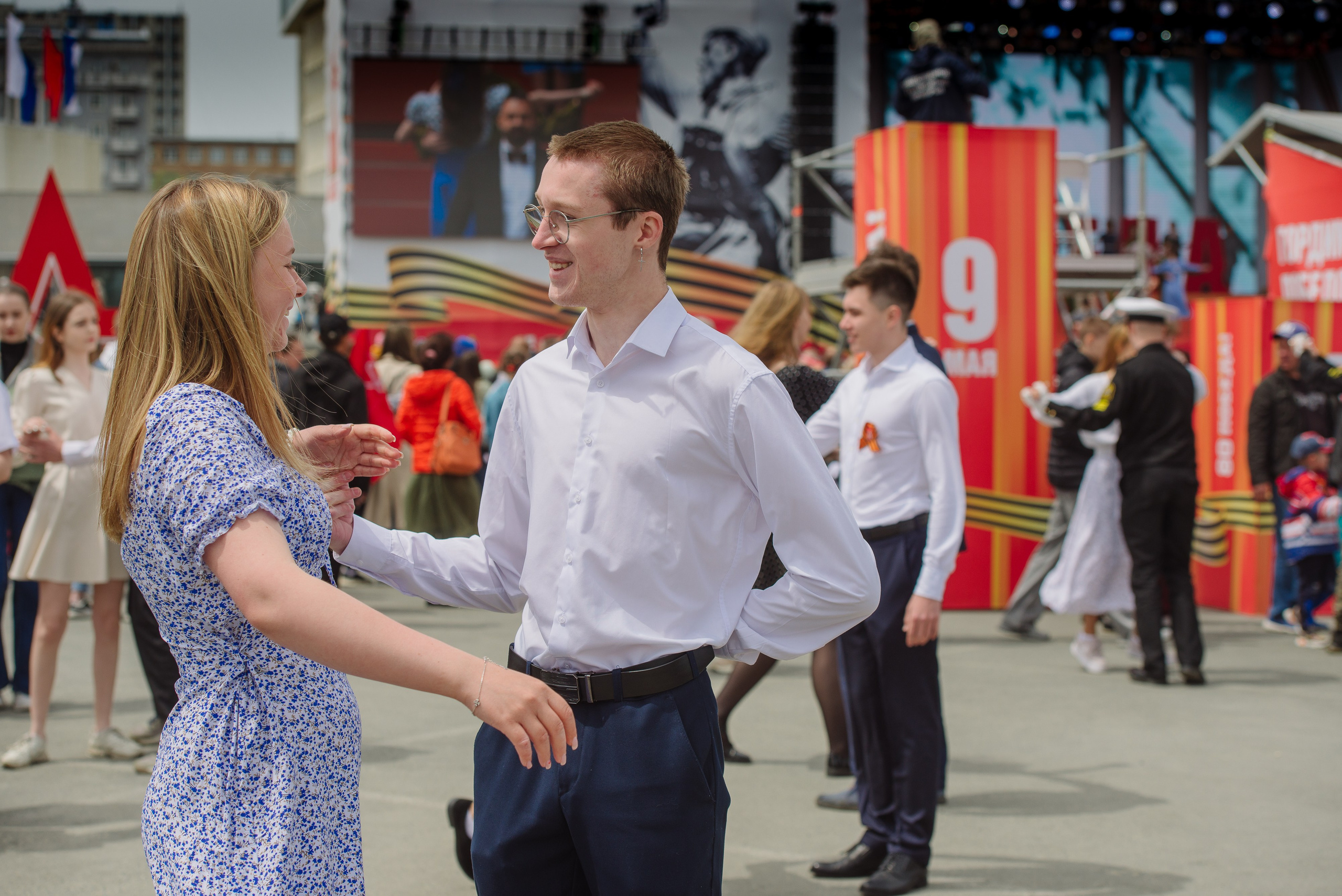 9 мая Центральная плащадь. Фотограф Мария Каюрова