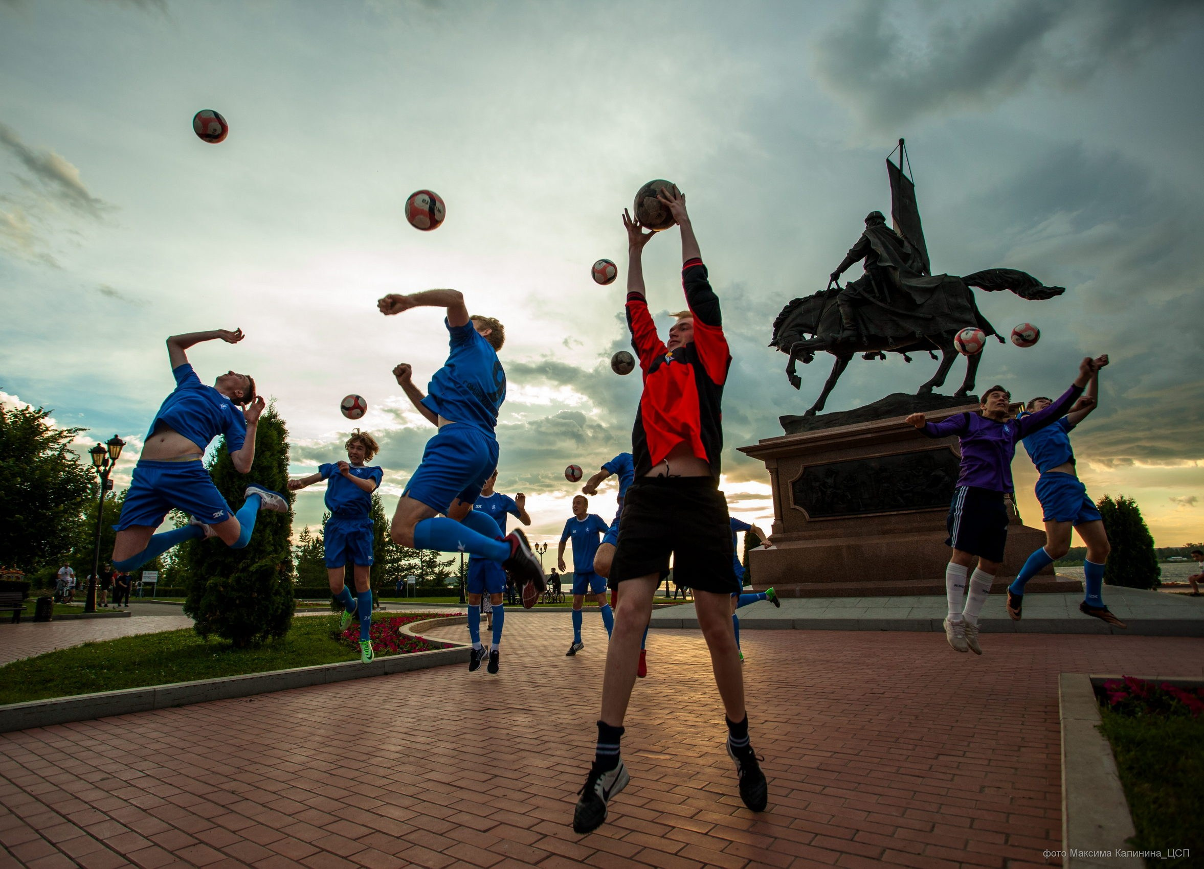 спортивная фотография, футбол, съемка для календаря