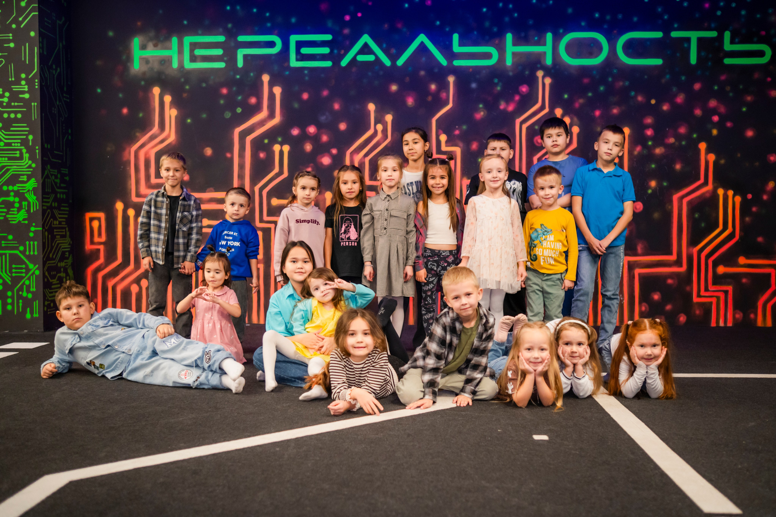 VR (September-October 2024). Felixtones