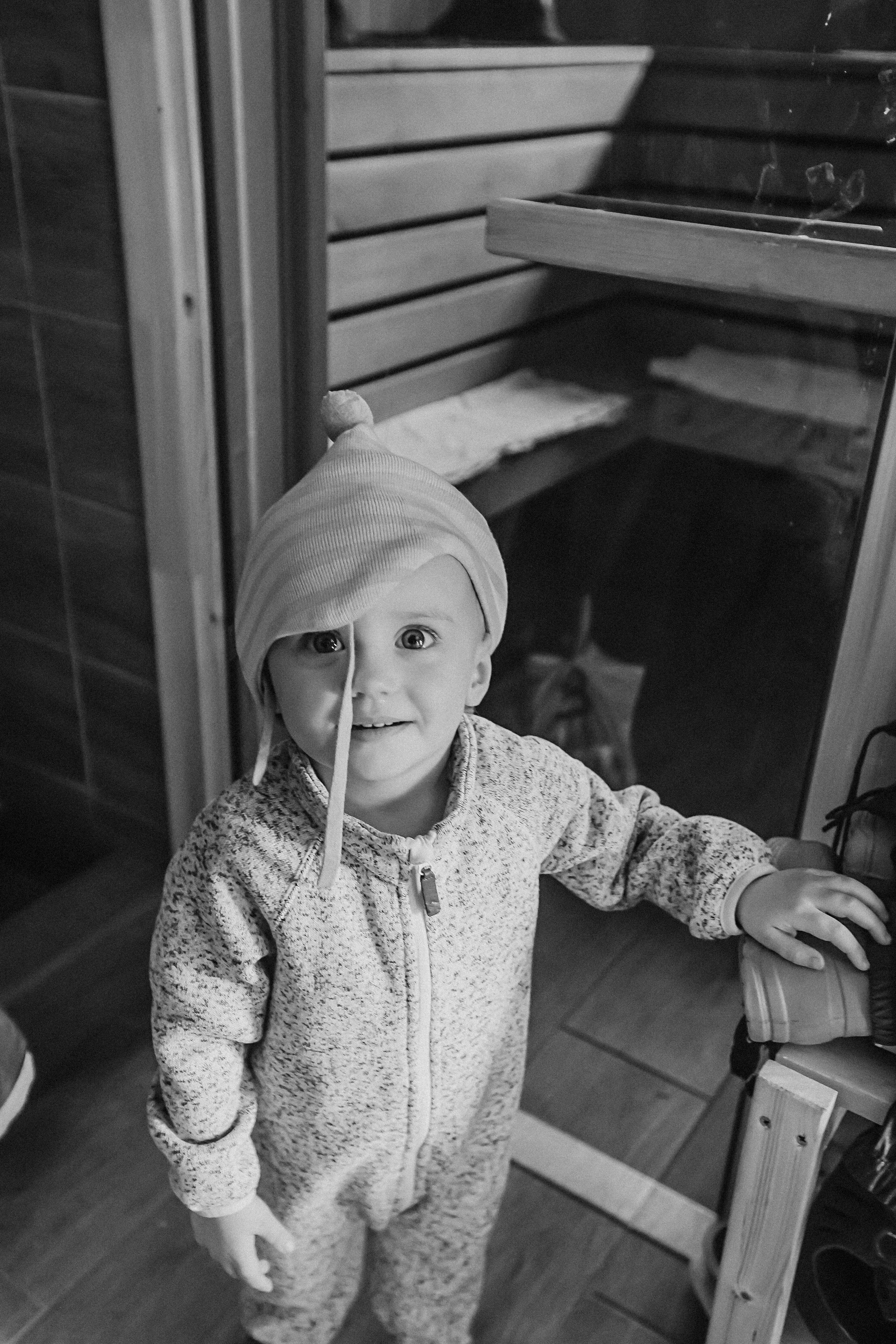 Семейная в домике (репортаж). Семейный фотограф Тюмень, фотограф на роды Салмина Мария