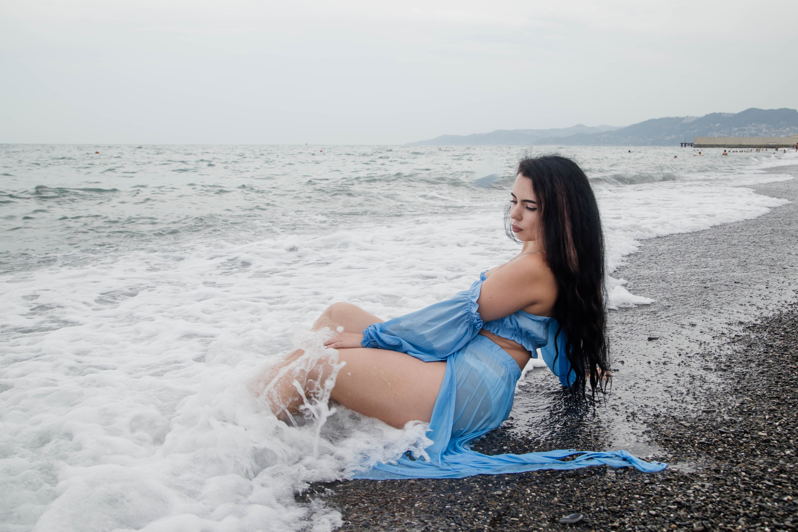 Портретная фотосессия для Арины на пляже. Свадебный, семейный, детский фотограф в Сочи Виолетта Александрова