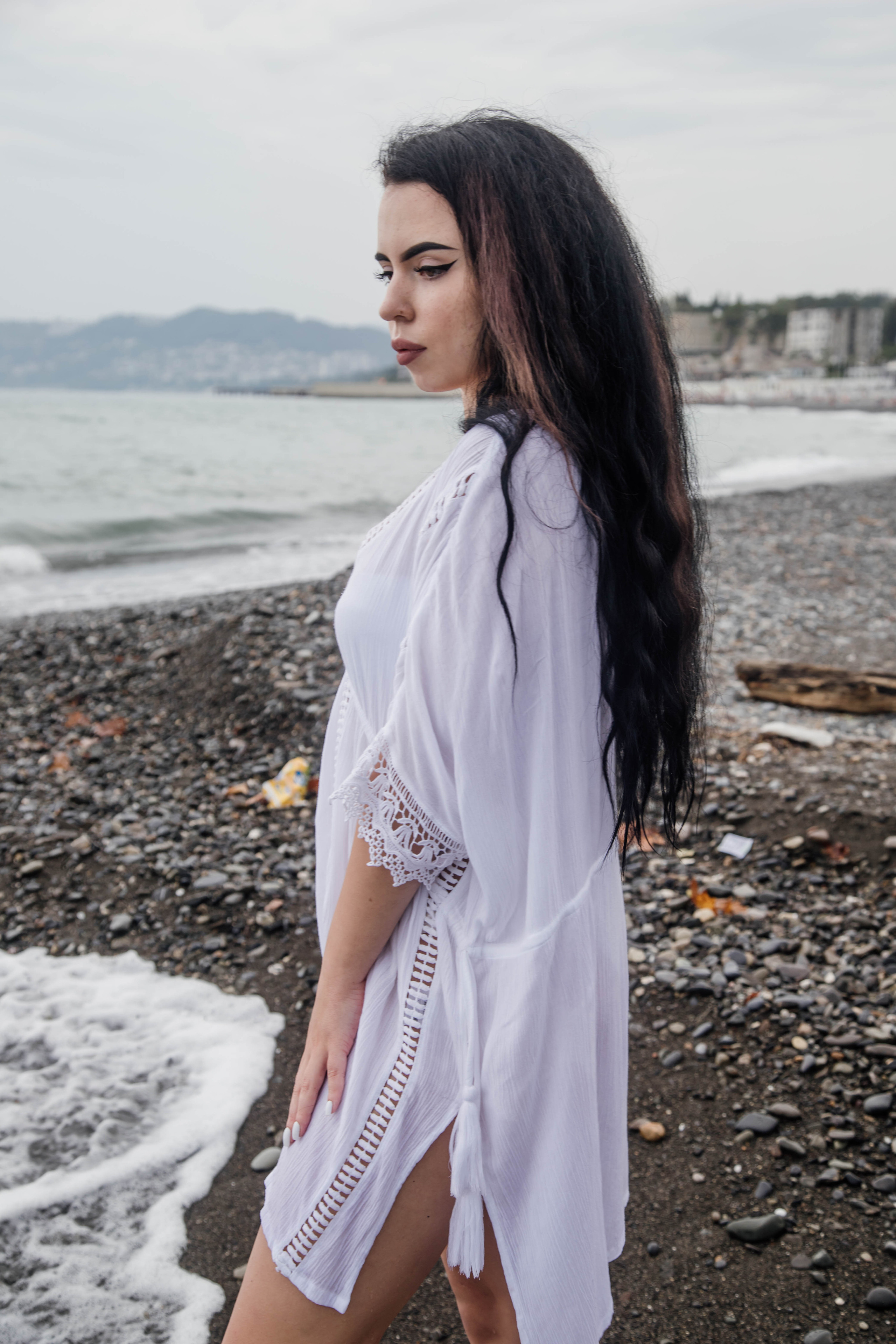 Портретная фотосессия для Арины на пляже. Свадебный, семейный, детский фотограф в Сочи Виолетта Александрова