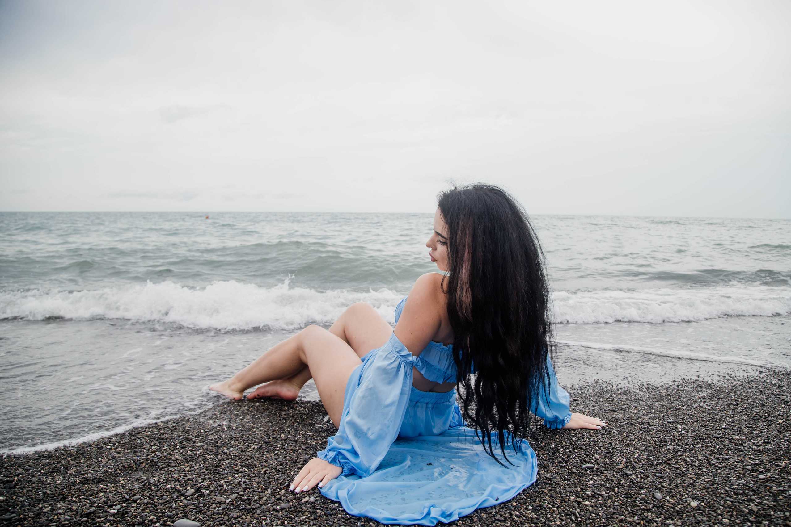 Портретная фотосессия для Арины на пляже. Свадебный, семейный, детский фотограф в Сочи Виолетта Александрова