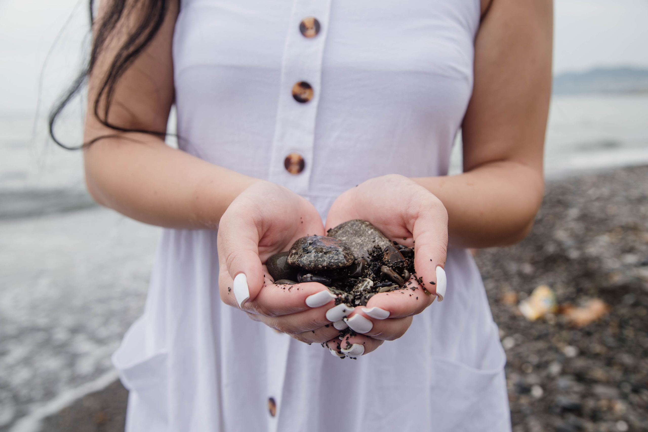 Портретная фотосессия для Арины на пляже. Свадебный, семейный, детский фотограф в Сочи Виолетта Александрова