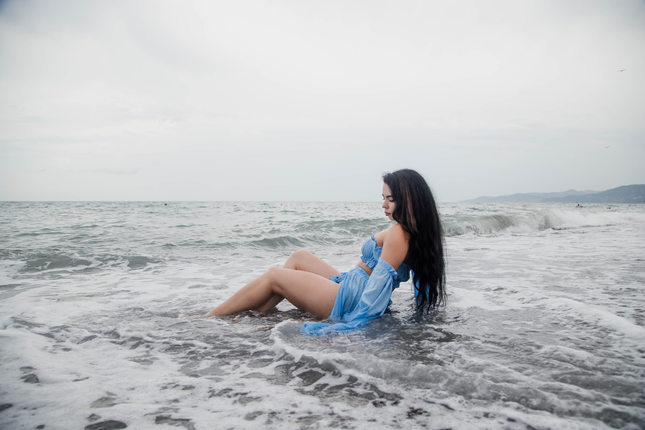 Портретная фотосессия для Арины на пляже. Свадебный, семейный, детский фотограф в Сочи Виолетта Александрова