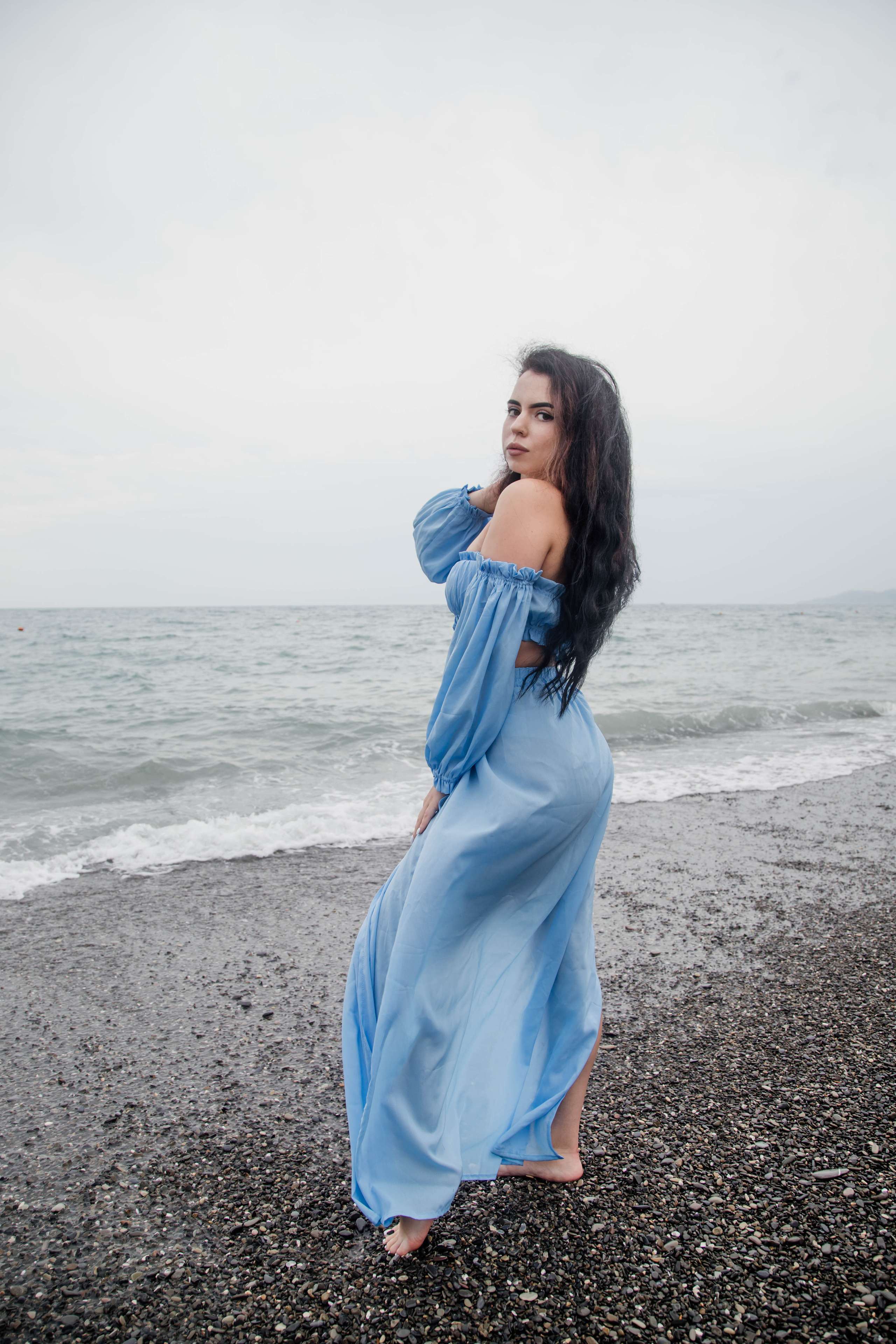 Портретная фотосессия для Арины на пляже. Свадебный, семейный, детский фотограф в Сочи Виолетта Александрова