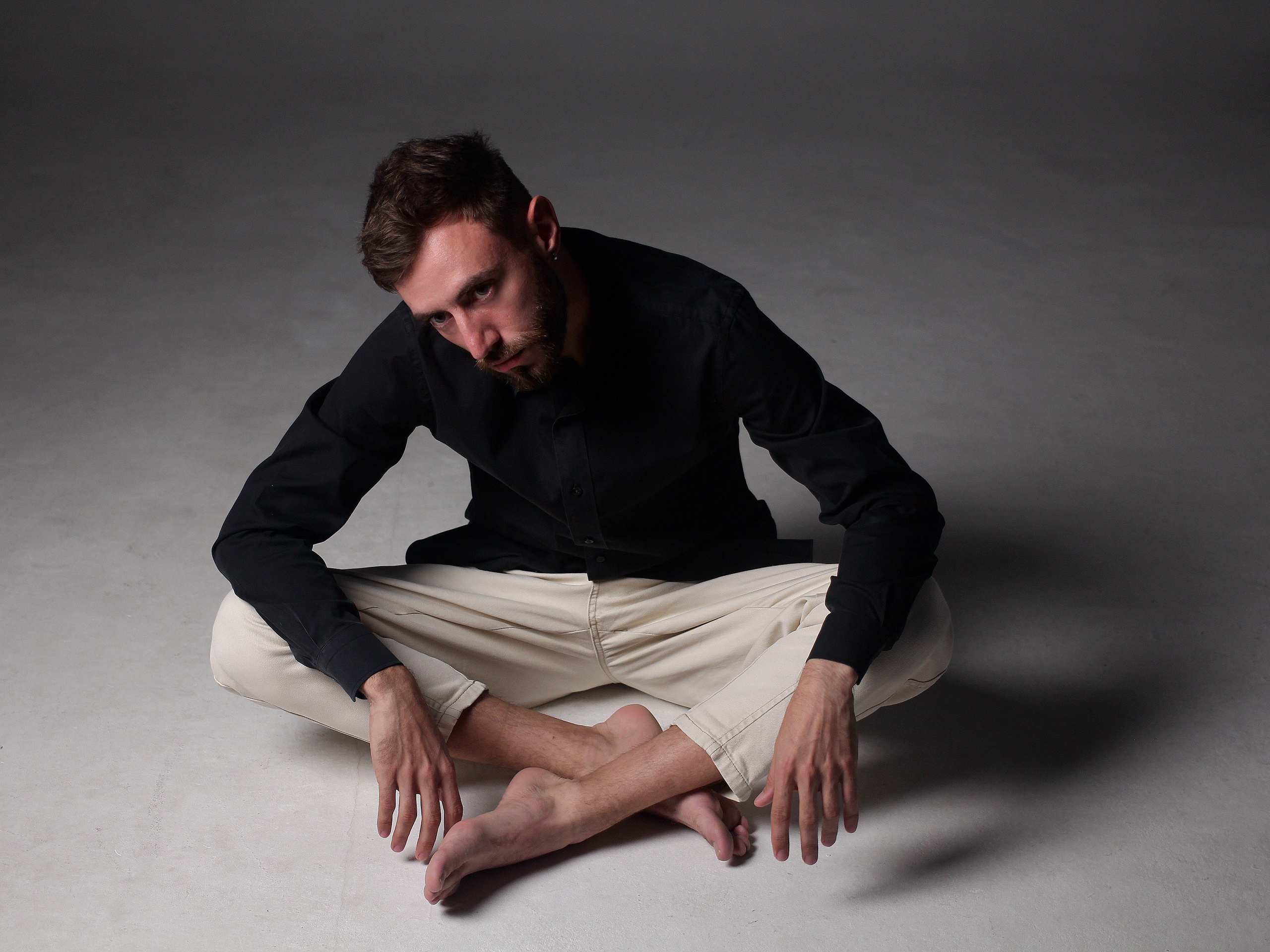 Иван, студия VOGUE. Photography Eva