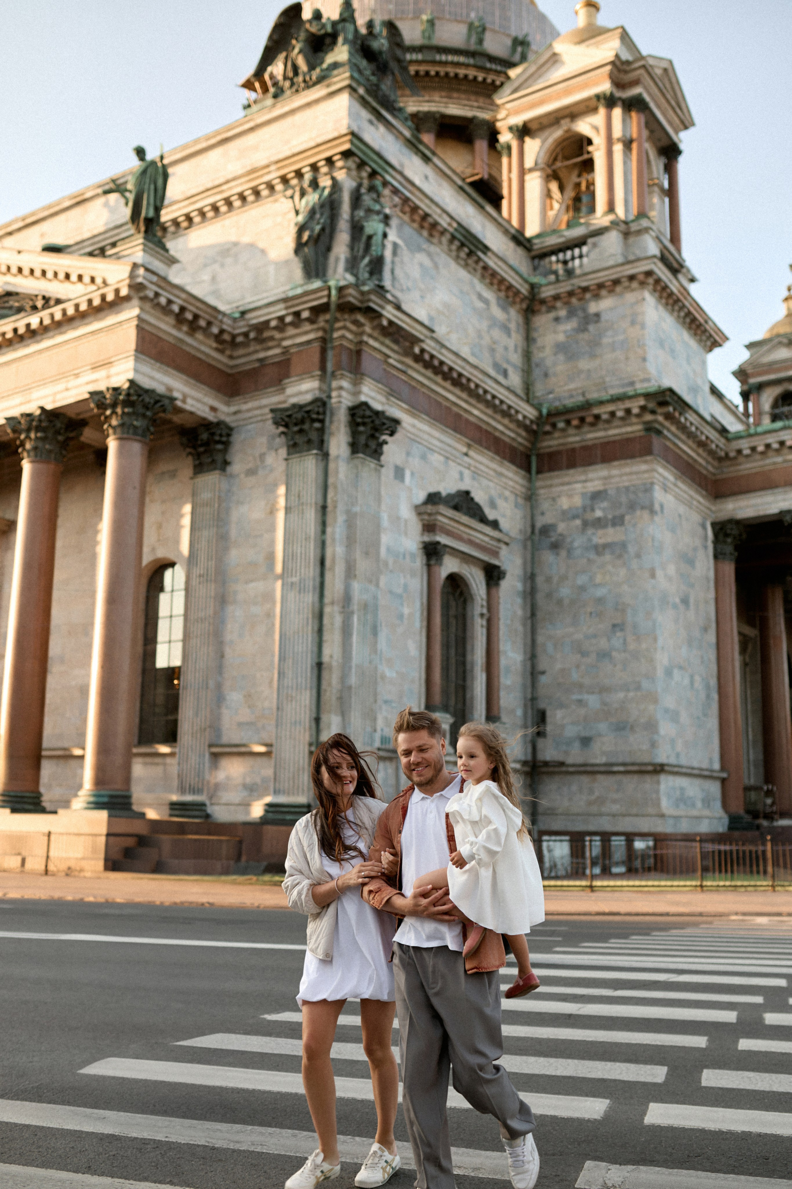 Александр, Екатерина & Саша. Сестры Карабаза. Фотографы и ретушеры в Москве и Санкт-Петербурге