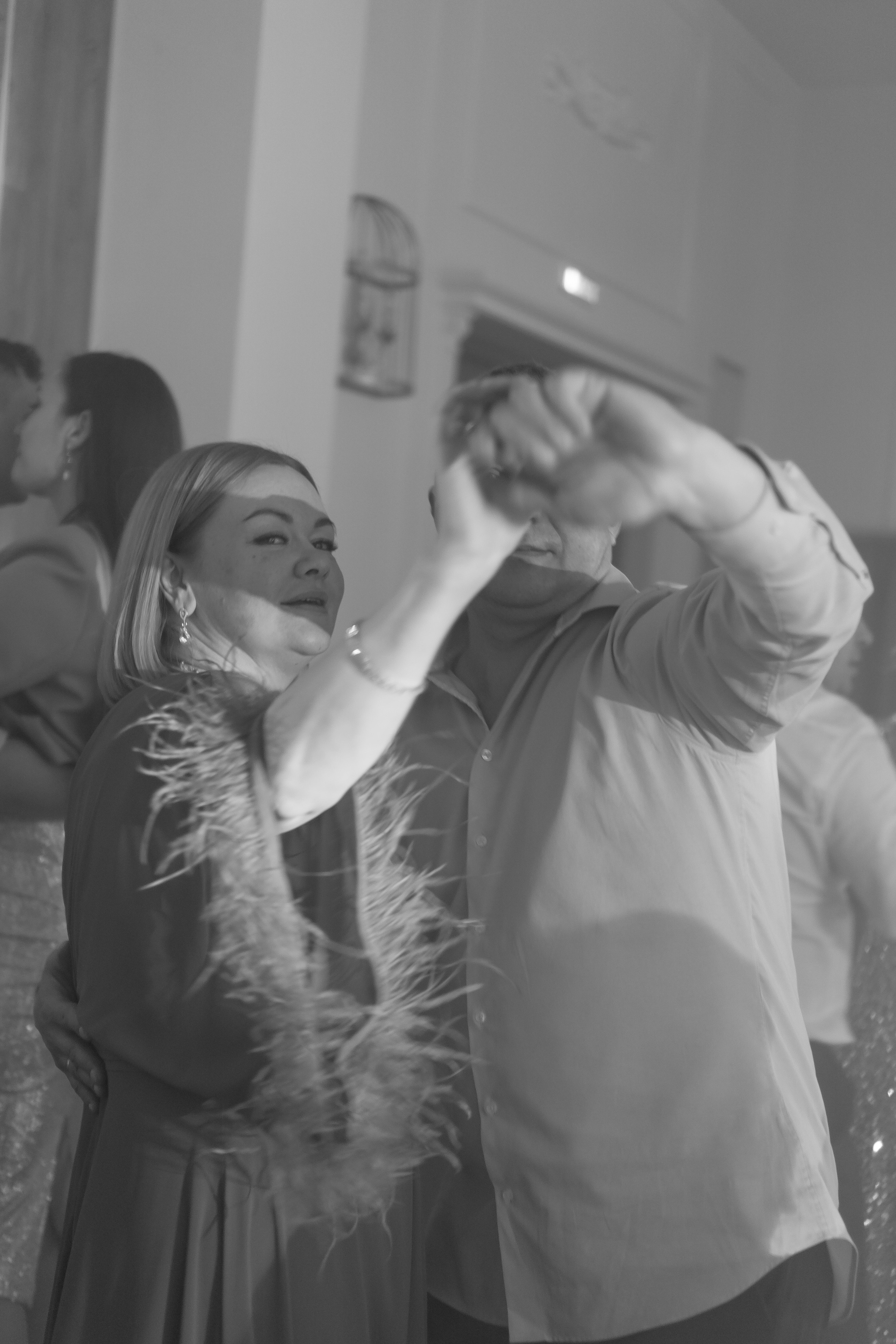 СВАДЕБНАЯ СЬЕМКА СБОРОВ В ОТЕЛЕ И ВЫЕЗД НА ЦЕРЕМОНИЮ (СНЯТО В СИБИРЕ В НИЖНЕВАРТОВСКЕ). Профессиональный фотограф, Санкт-Петербург — Виктория Богомолова