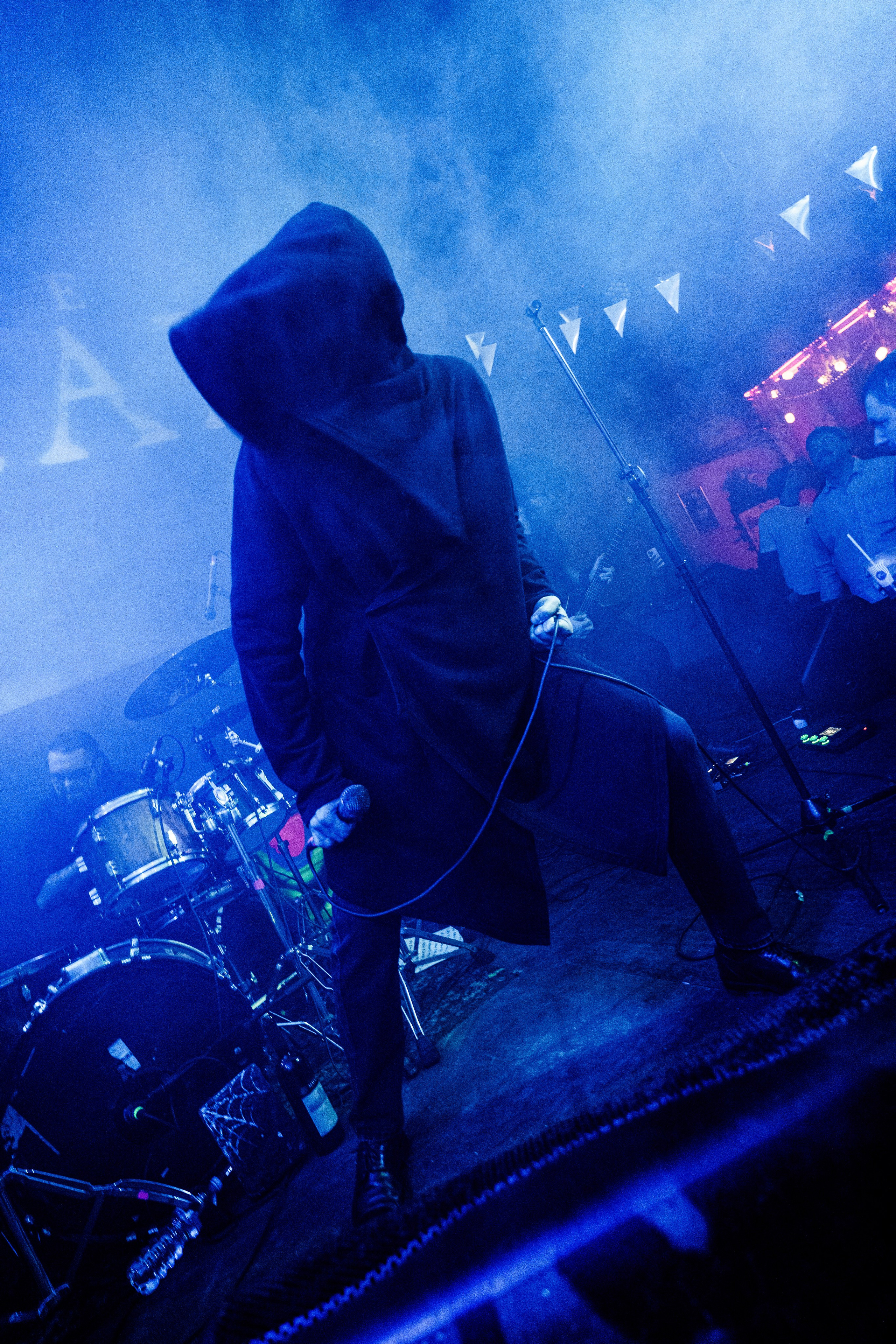 Inside the Rain|Ласточка. Концертный и репортажный фотограф в Санкт-Петербурге Слава Пахомов