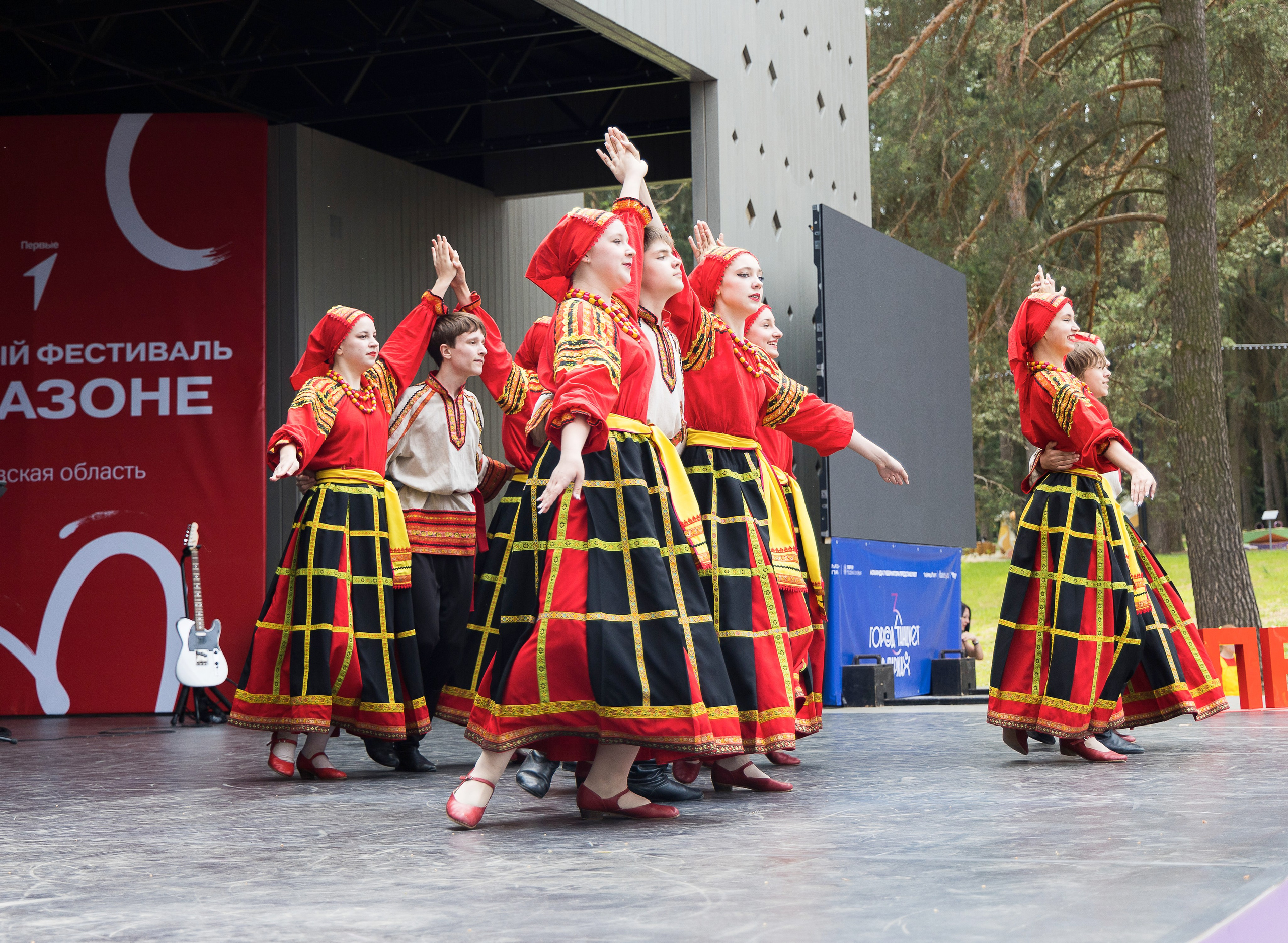 — Город танцует в парках г. Жуковский
