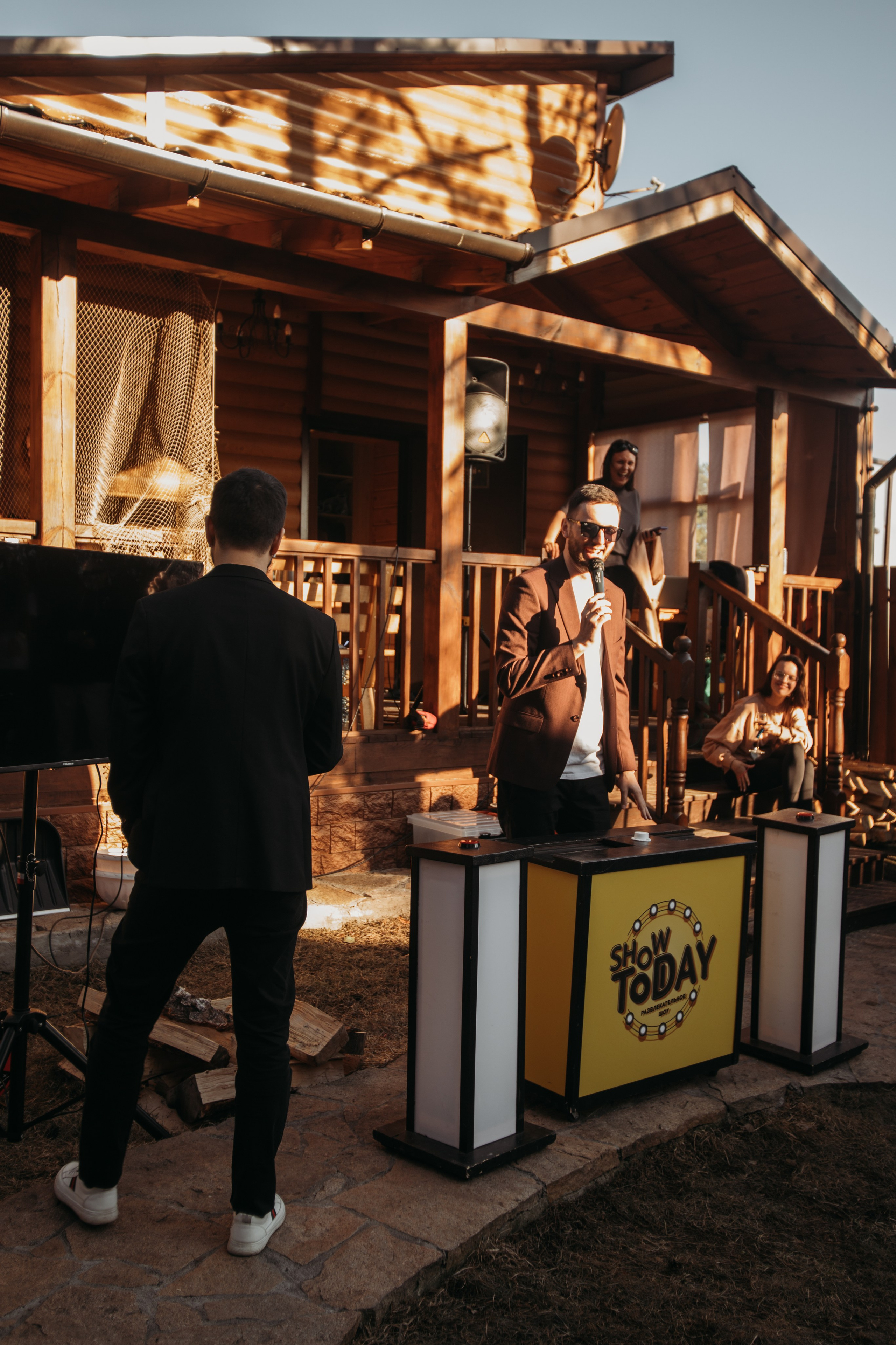 Корпоратив Muza_Arts. Венера Гайн. Репортажный фотограф  Тюмень. Обучение фотографии с 0