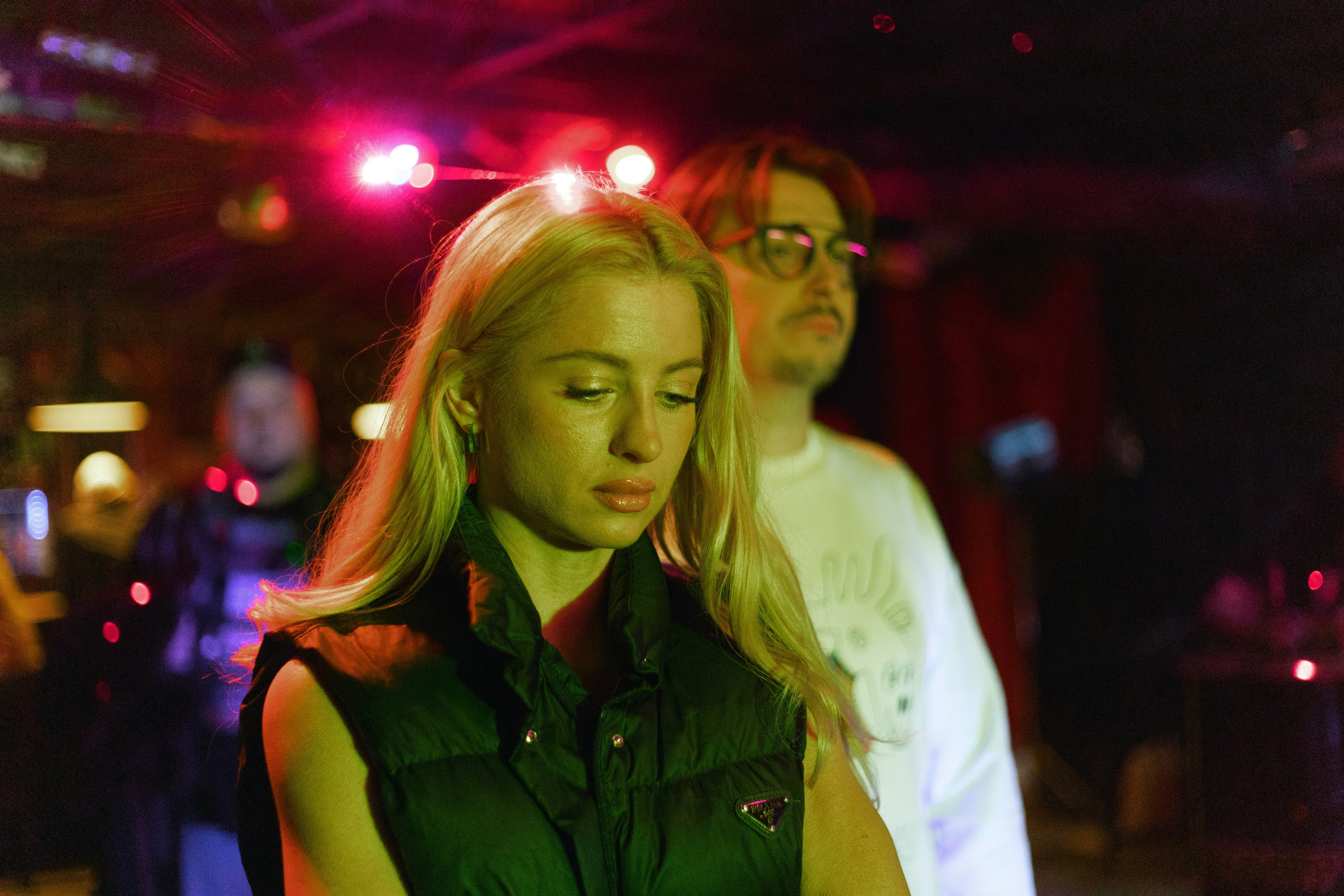 Бэкстейдж со съёмок фильма «Третья смена». Фотограф Александр Закадычный | Таганрог