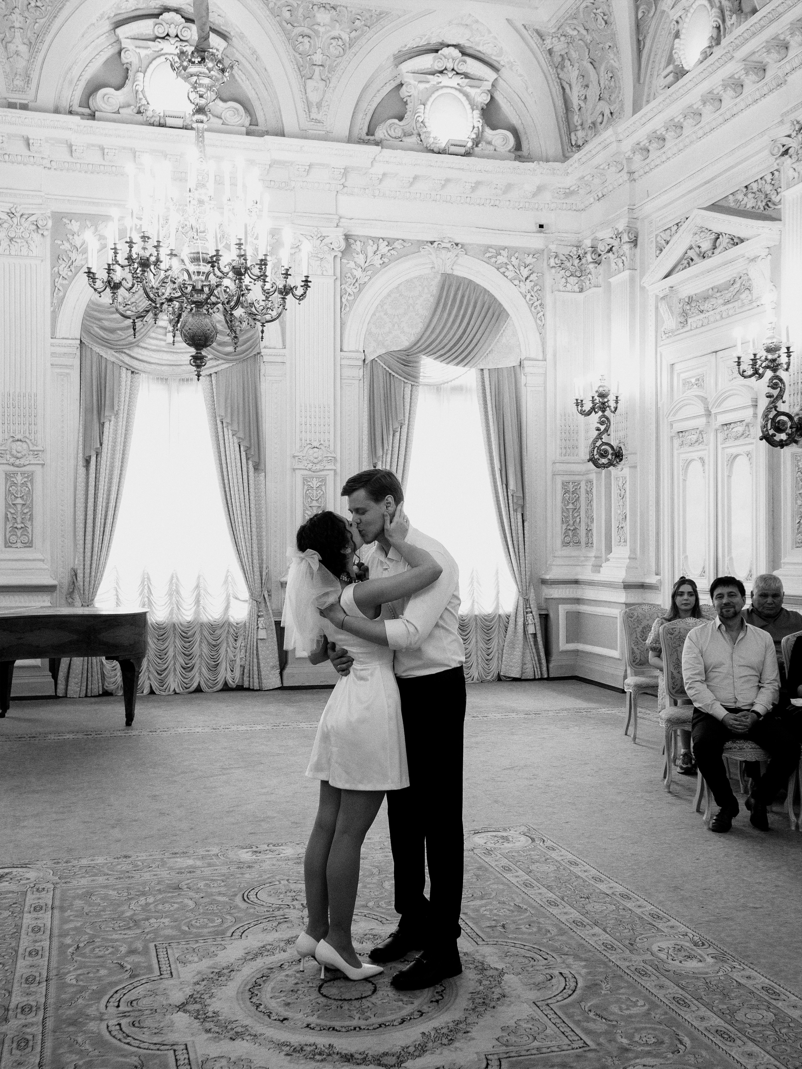 Камерная свадьба. Карина Бигельдиева — фотограф