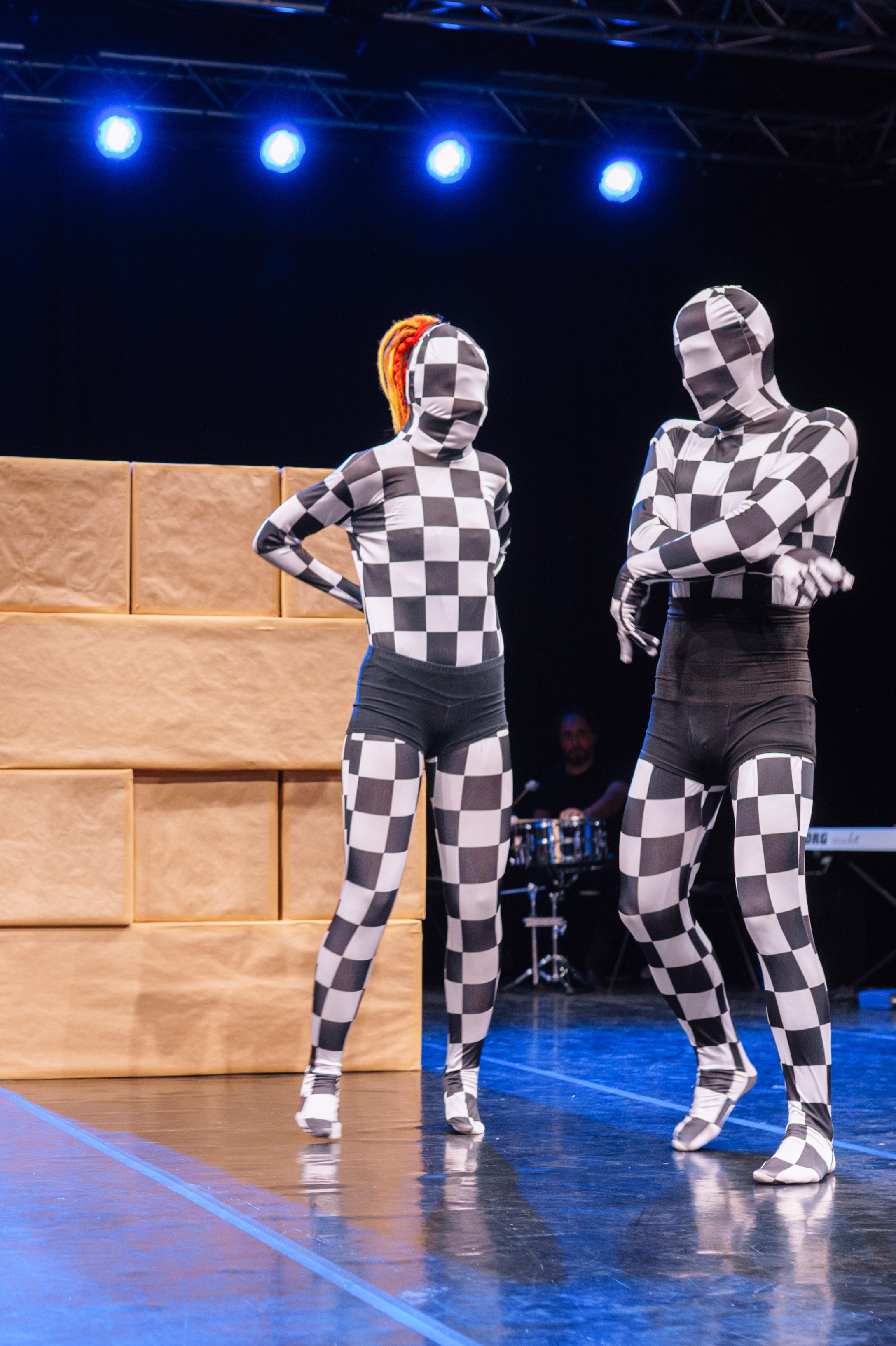 Нити «Игры разума». Фотограф Нинель Гюрсой, г. Москва