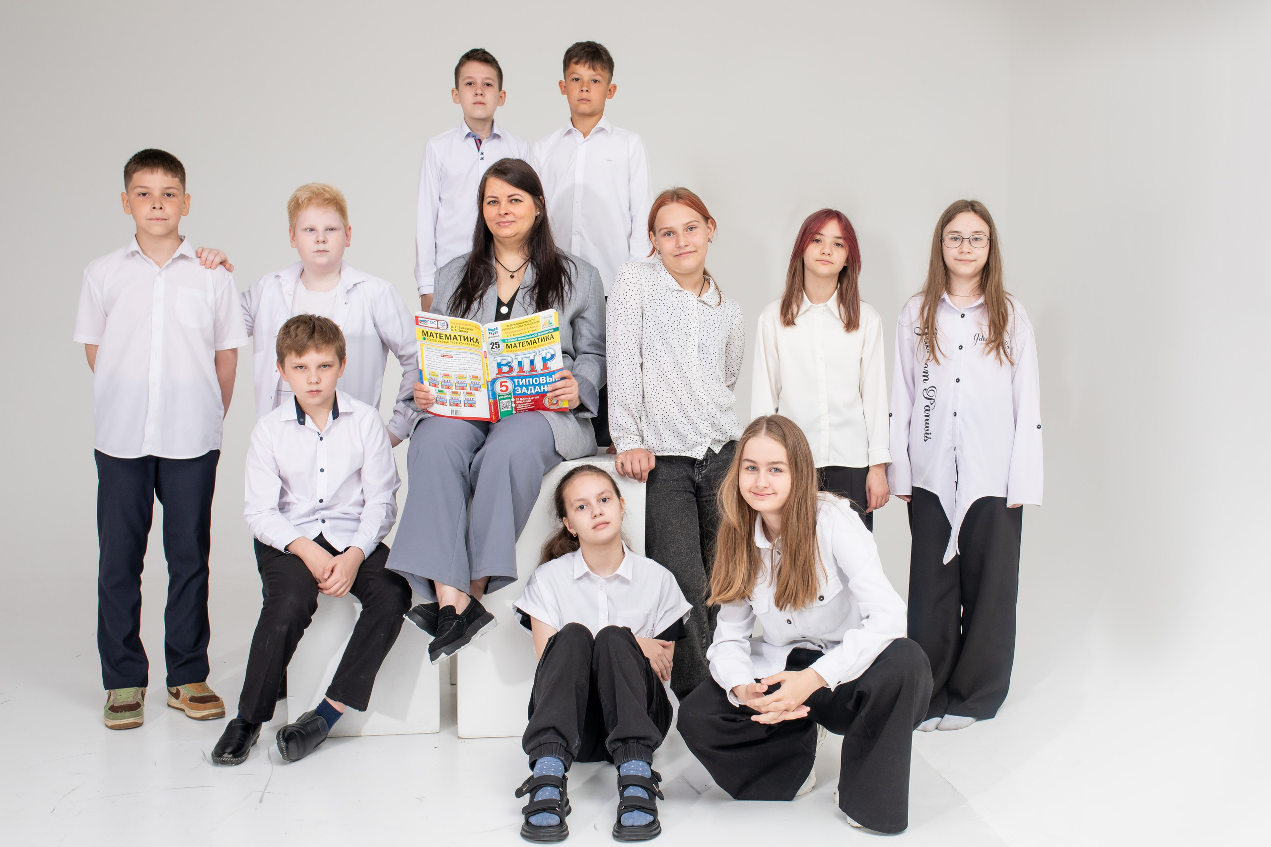 5 класс. Студия. Фотограф в Новосибирске Ася Зверева