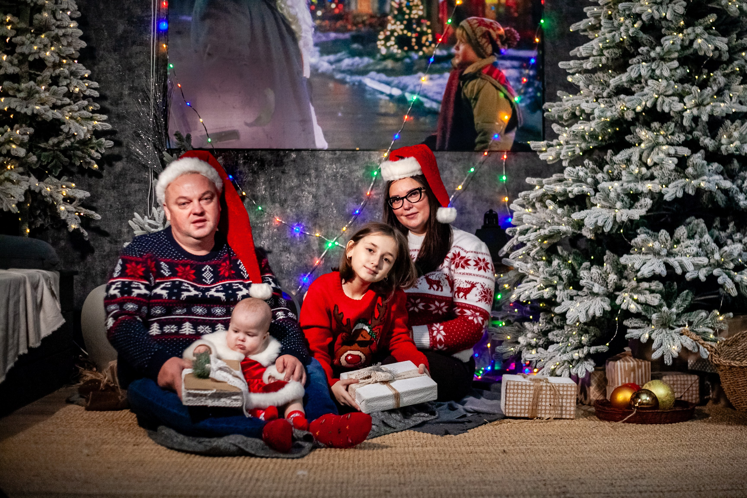 Ульяна и ее семья новый год 2024. Свадебный и семейный фотограф в Армавире