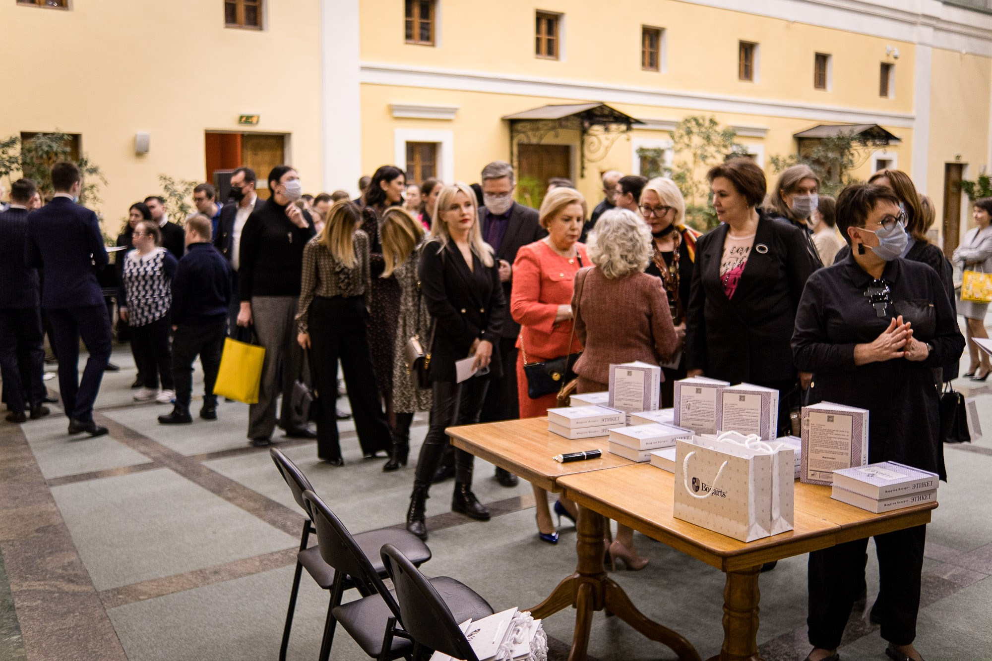 Презентация книги Маартена Богартса «Этикет». Репортажный фотограф Денис Тихомиров. Москва